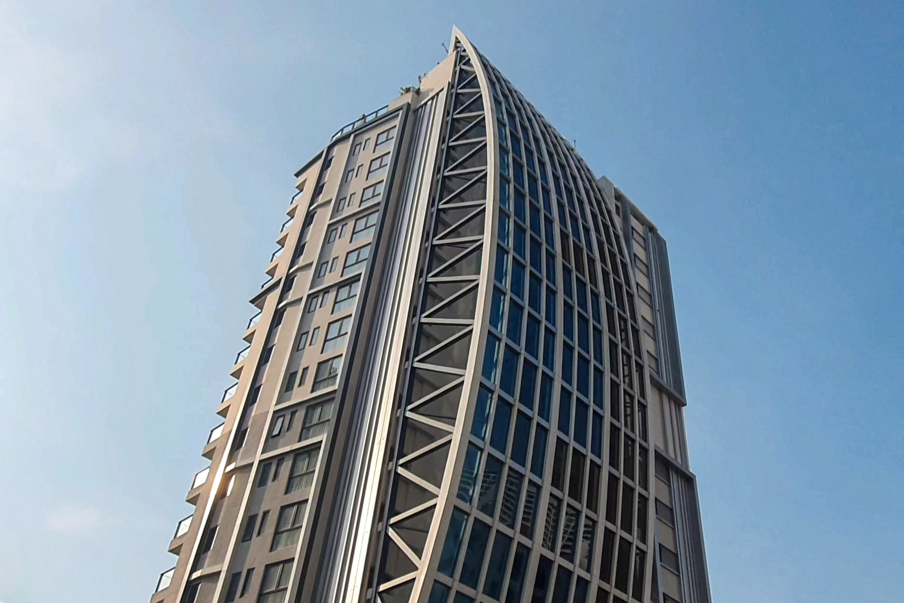 Tombé d’un balcon en Thaïlande, Quentin Griffiths, cofondateur du géant britannique ASOS, est mort