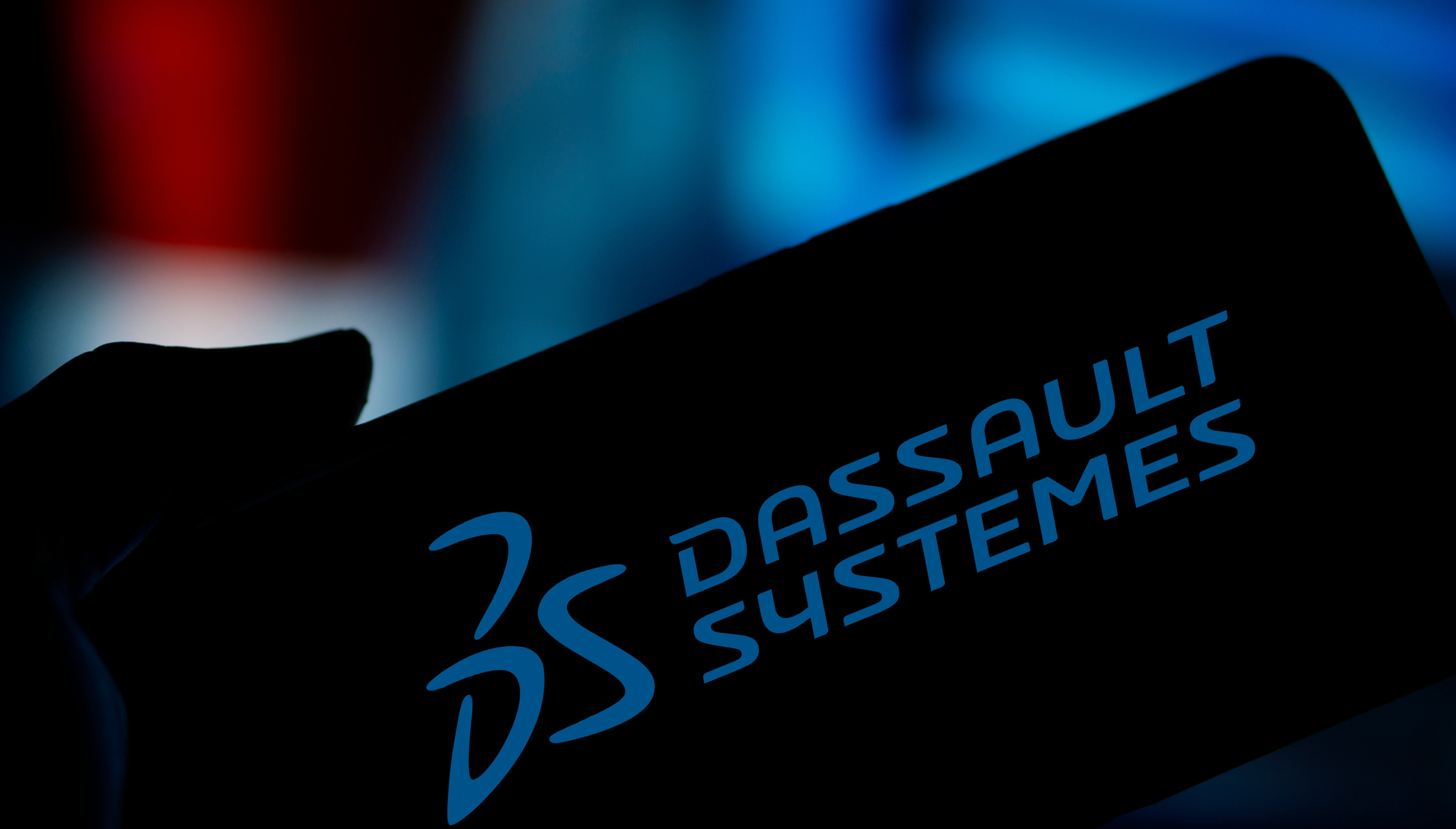 Dassault Systèmes : Pascal Daloz nommé PDG du groupe après le retrait de Bernard Chalès