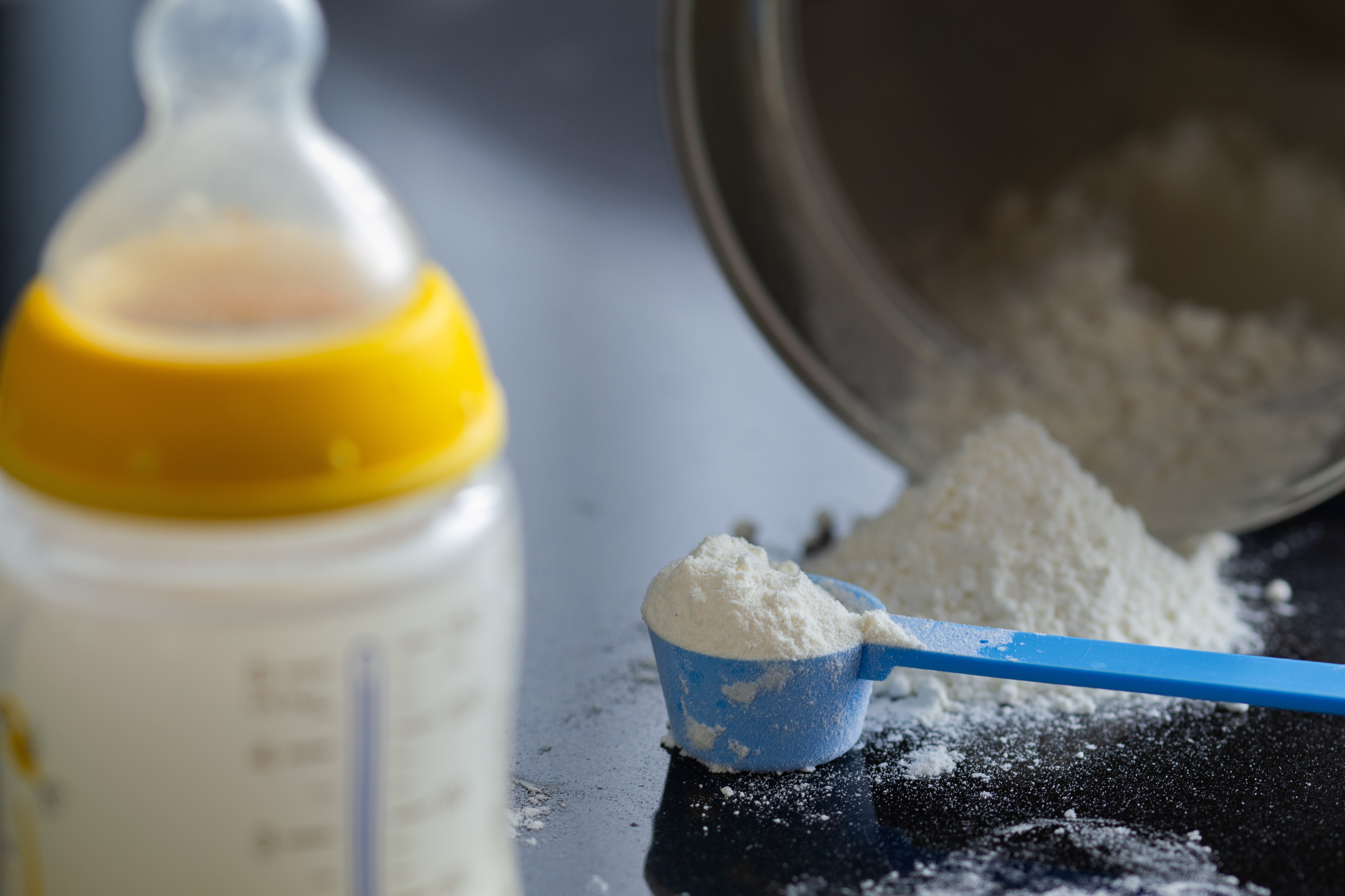 Investigation Continues into Abnormal Cereulide Toxin Levels in Infant Milk Linked to Newborn's Death in Angers