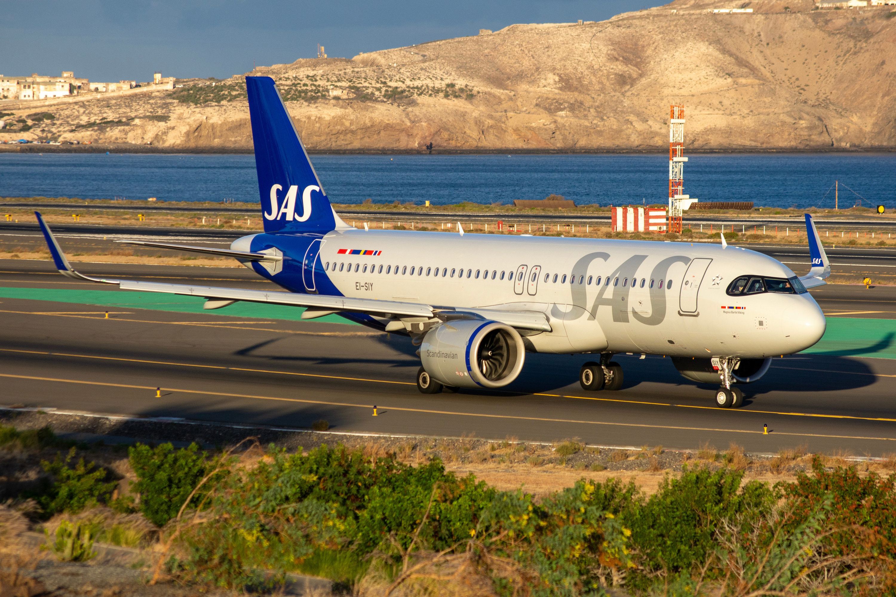 Flambée du pétrole : la compagnie aérienne SAS va annuler au moins un millier de vols en avril