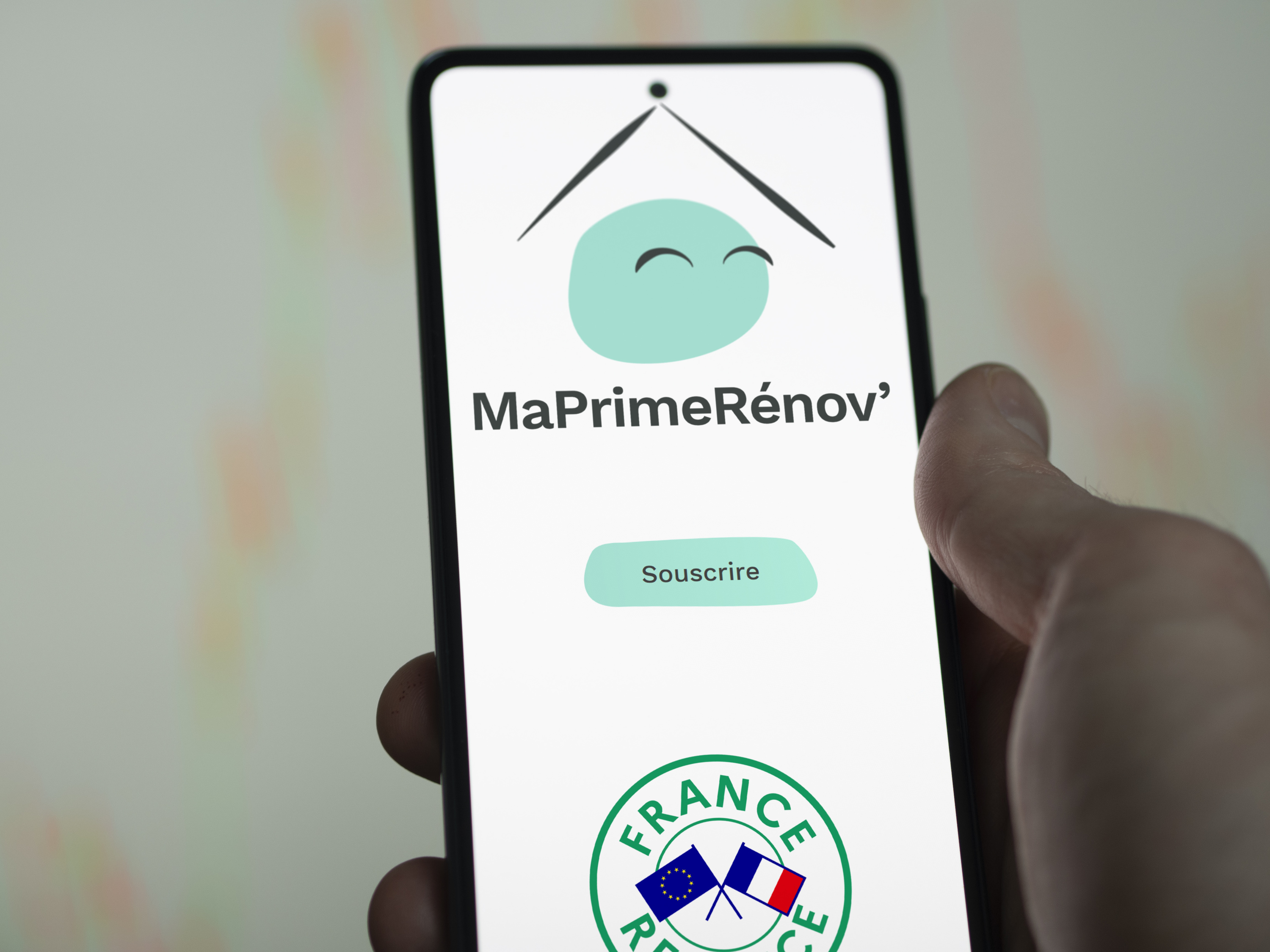 Jusqu'à deux ans de prison ferme requis dans une affaire de fraude à MaPrimeRénov'