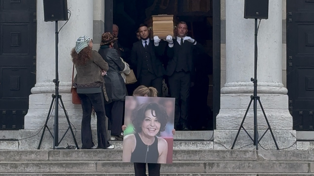 Les obsèques d’Isabelle Mergault ont été célébrées au Père-Lachaise — People & Médias