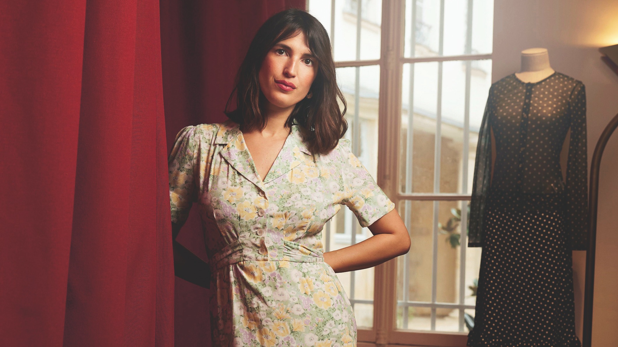 Terrasses, fleuriste, galeries... Jeanne Damas dévoile ses adresses fétiches à Paris