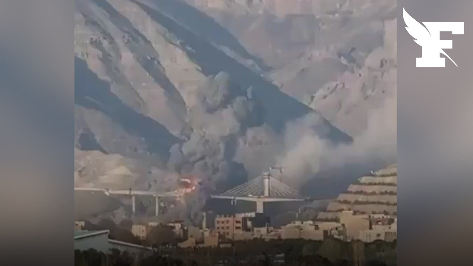 Donald Trump partage les images de la destruction «du plus grand pont d'Iran»