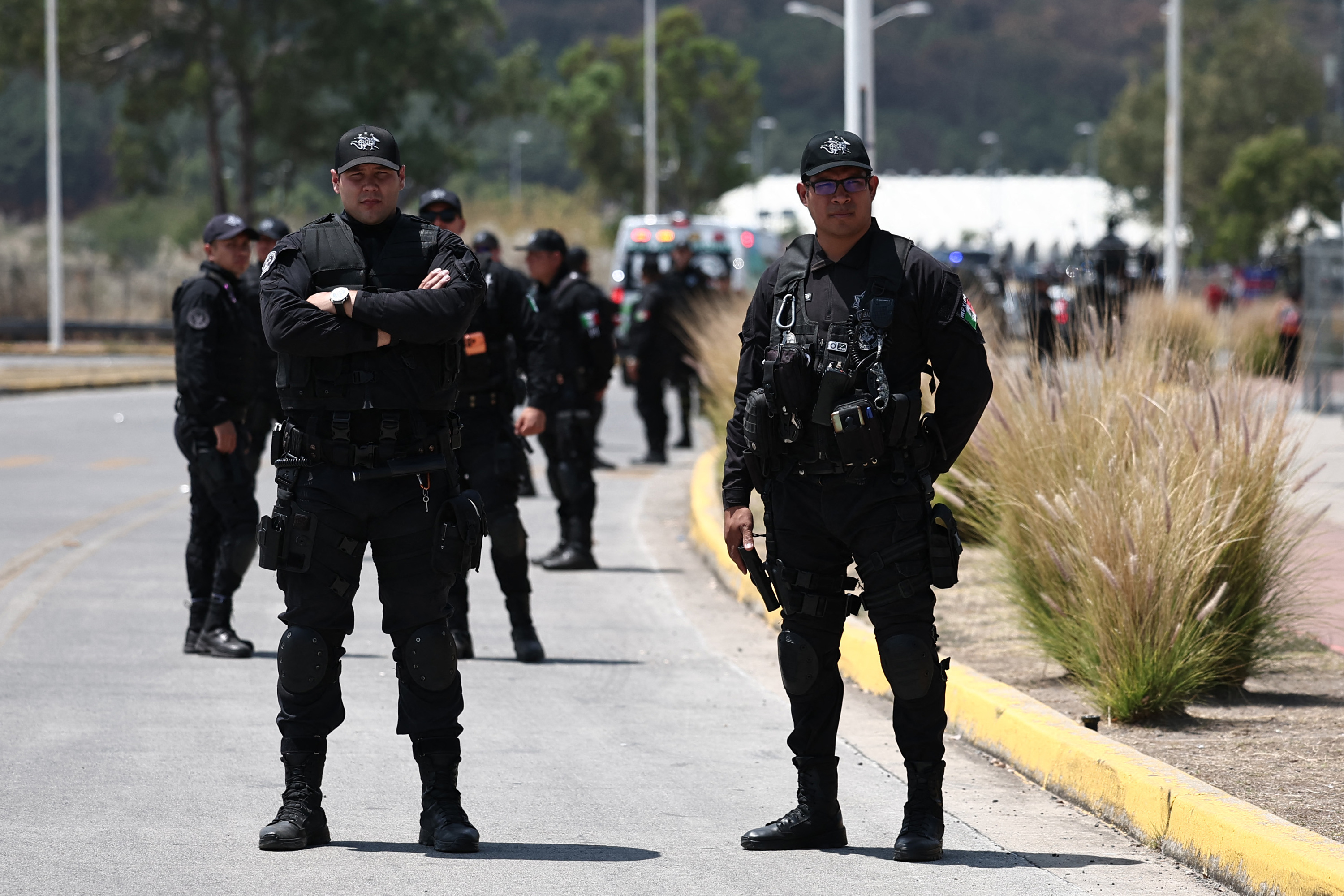 Plus de 1000 restes osseux découverts aux abords d’un lac de Mexico, selon plusieurs collectifs