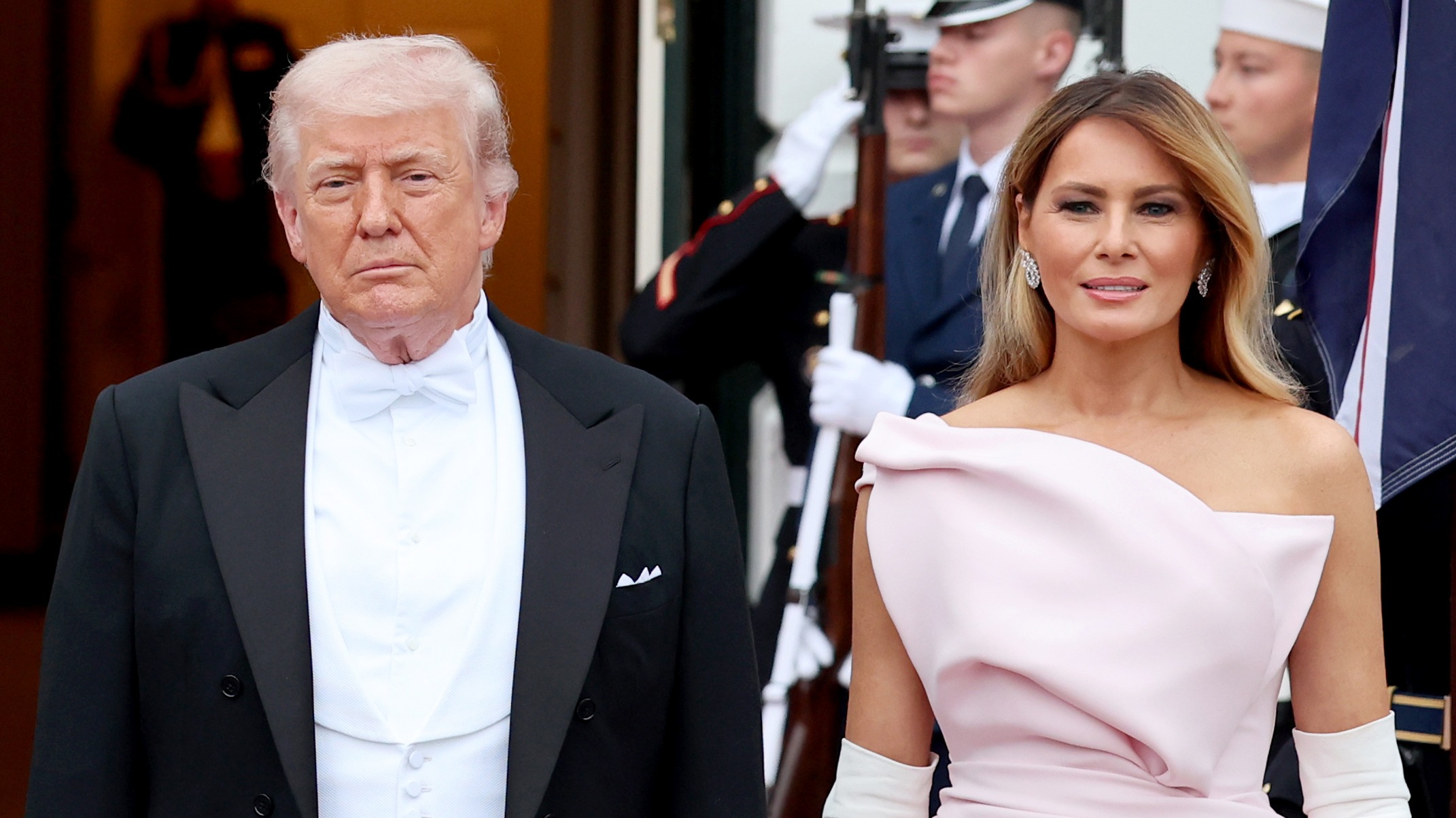 «Excuse-moi chérie, mais...» : Donald Trump ironise sur sa différence d’âge avec sa femme Melania