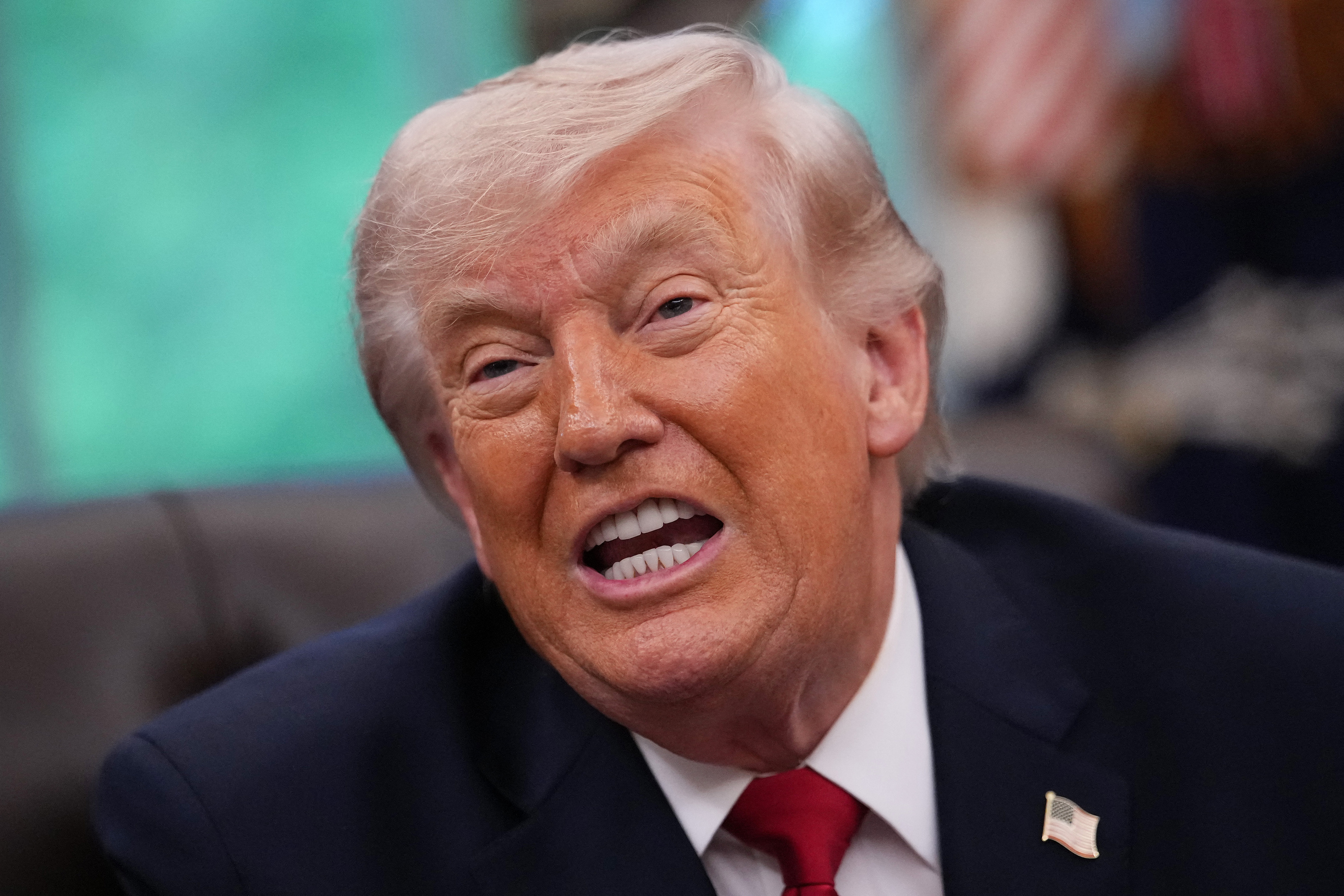 Donald Trump recule encore dans les sondages, battant un nouveau record depuis le début de son mandat