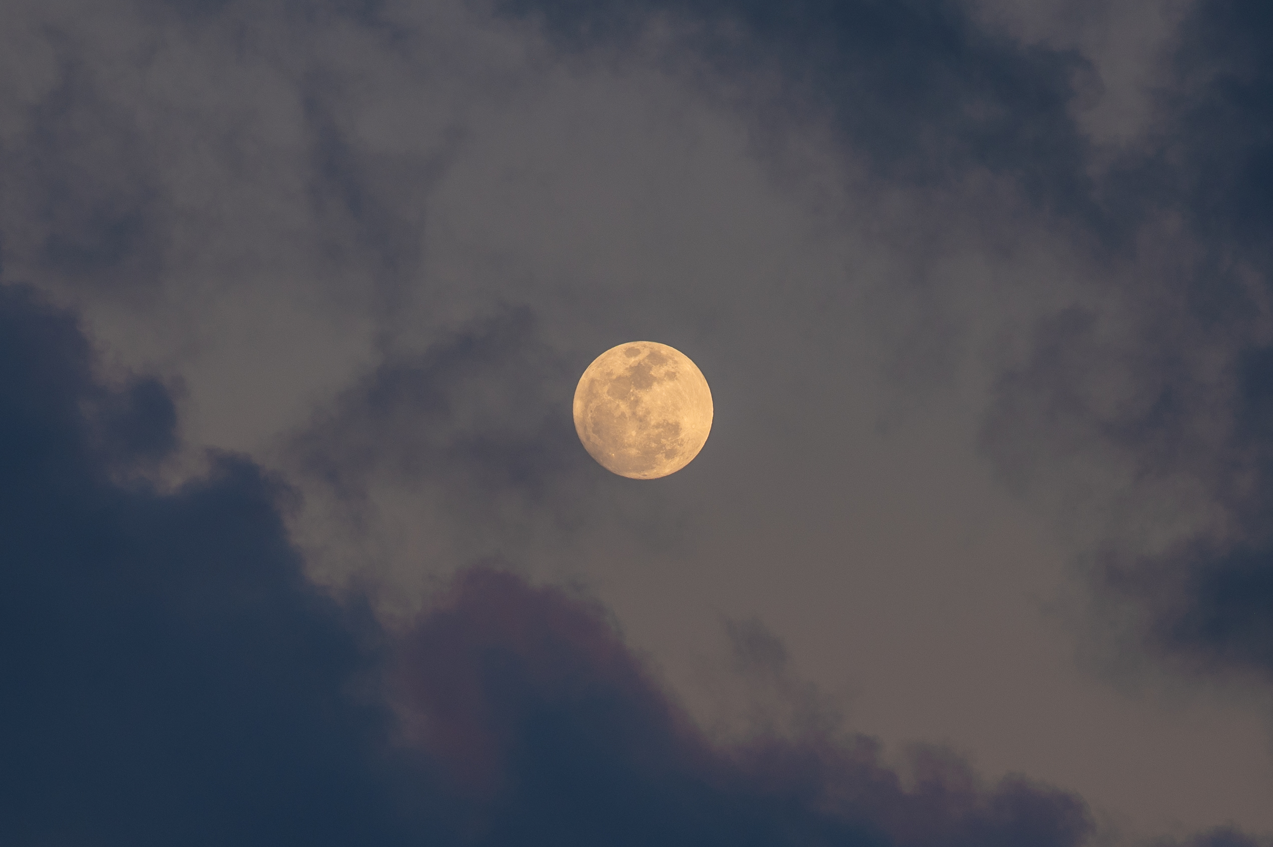 Pleine lune en Scorpion du 1er mai : transformation et bouleversement pour tous les signes astrologiques