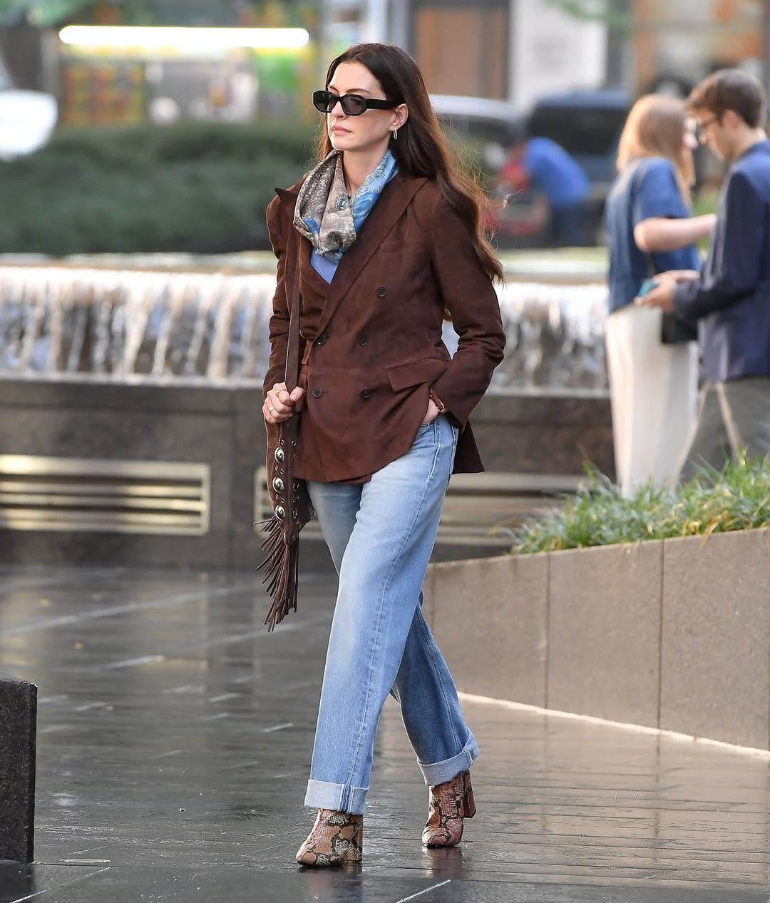 Quel modèle de jean Levi’s ultratendance (et vintage) Anne Hathaway porte-t-elle dans Le Diable s’habille en Prada 2 ?