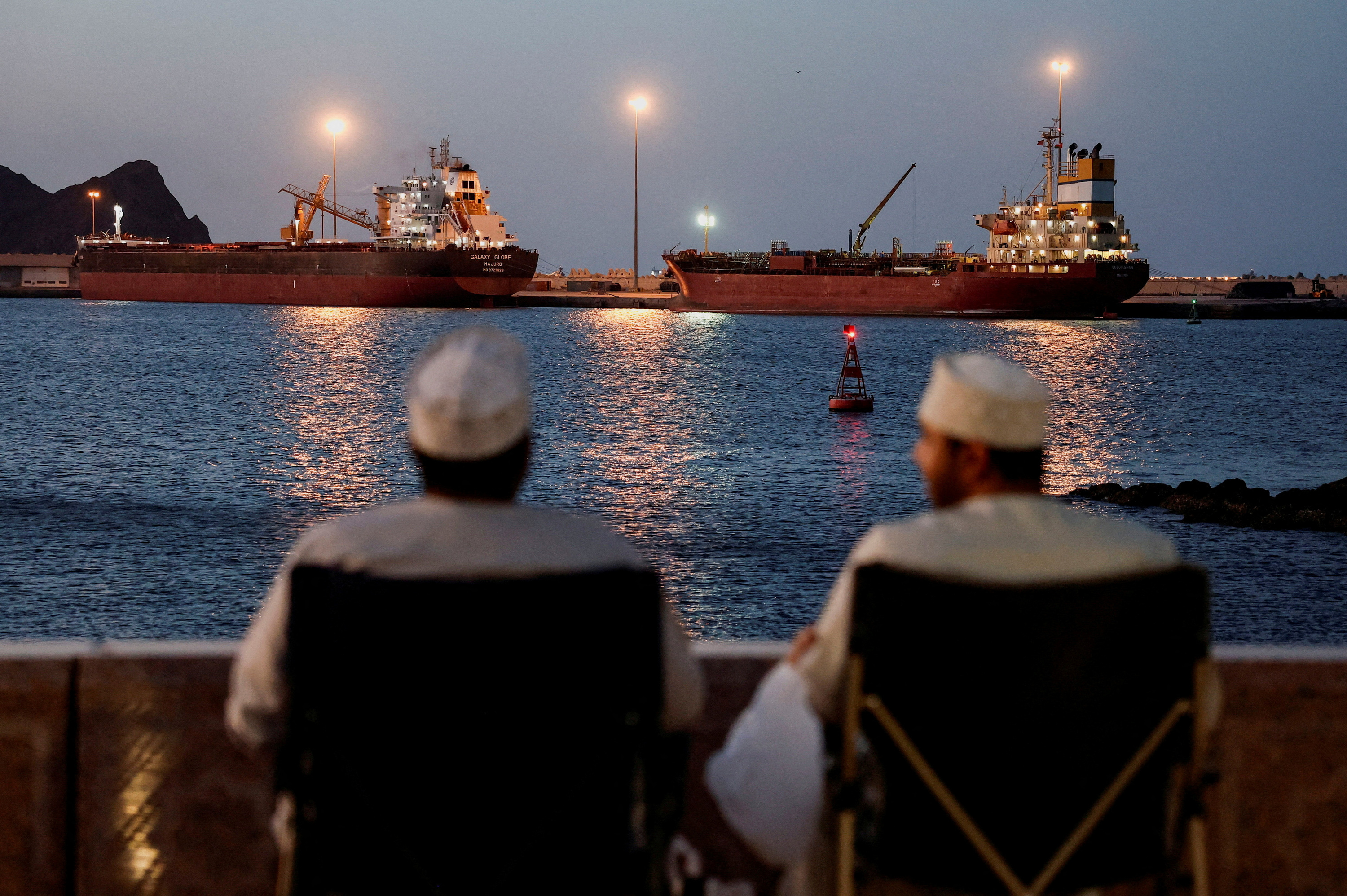 Guerre au Moyen-Orient : le trafic de pétroliers dans le détroit d'Ormuz remonte
