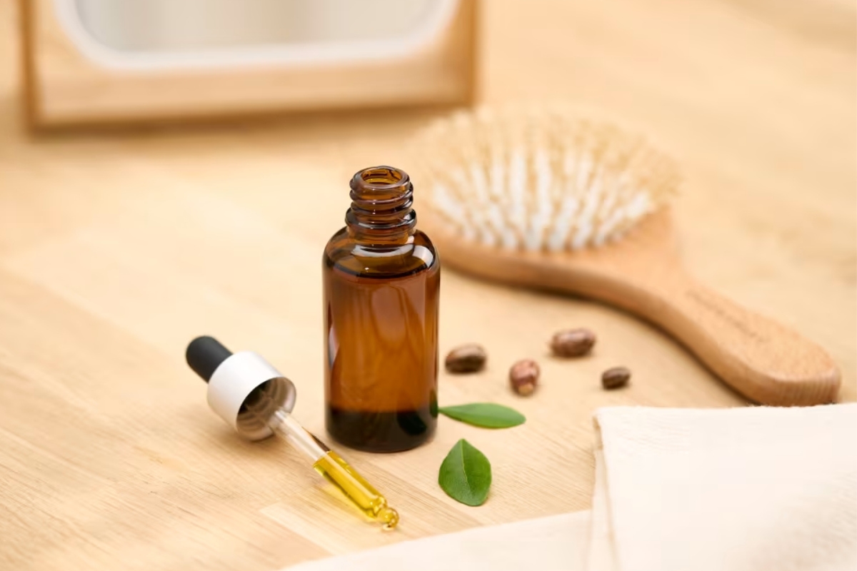 Ce sérum Aroma-Zone aux peptides de pois freine visiblement la chute de cheveux et apporte +17 % de densité