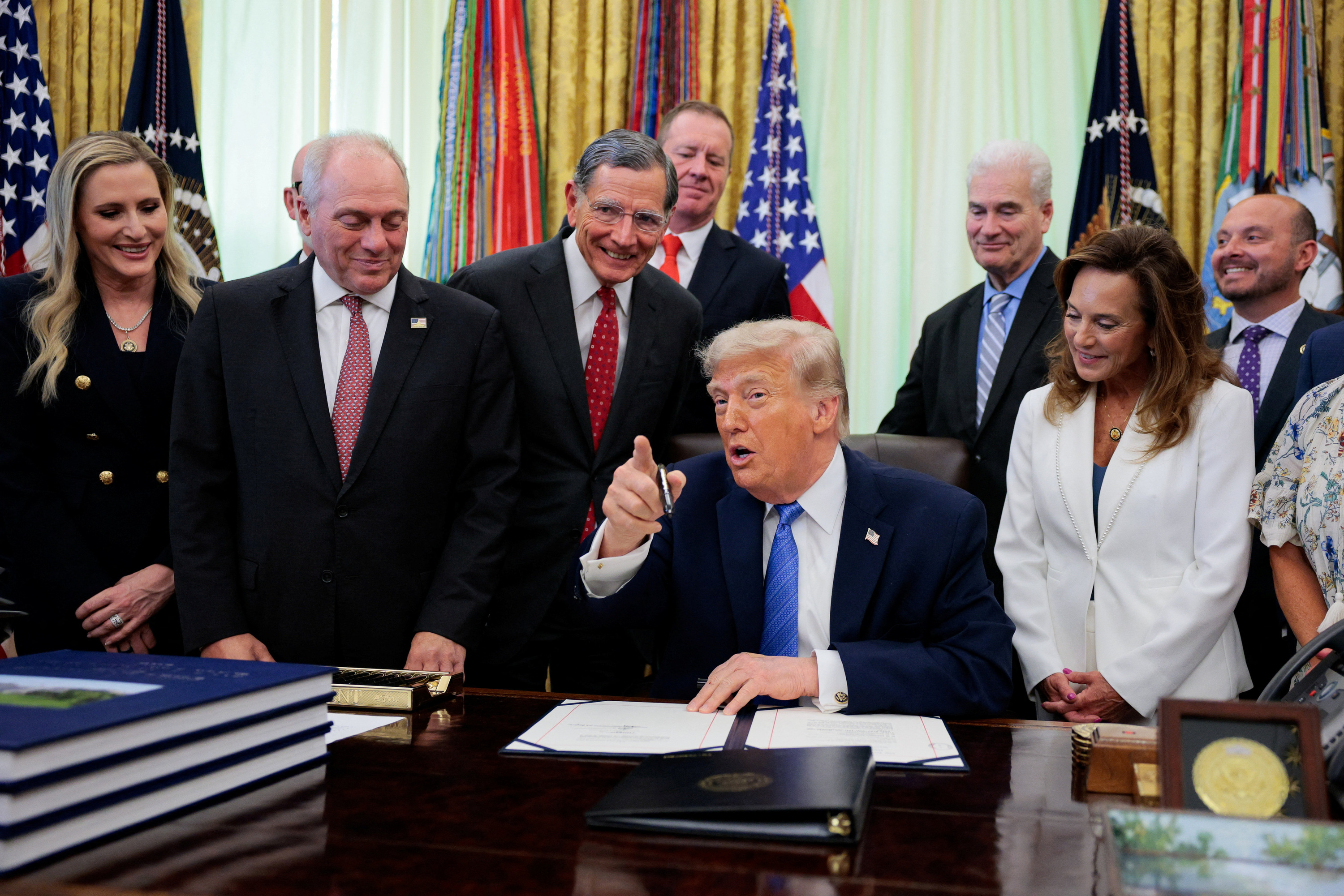 Pétrole: Donald Trump assure que les États-Unis ont fait sortir secrètement 100 millions de barils du détroit d’Ormuz