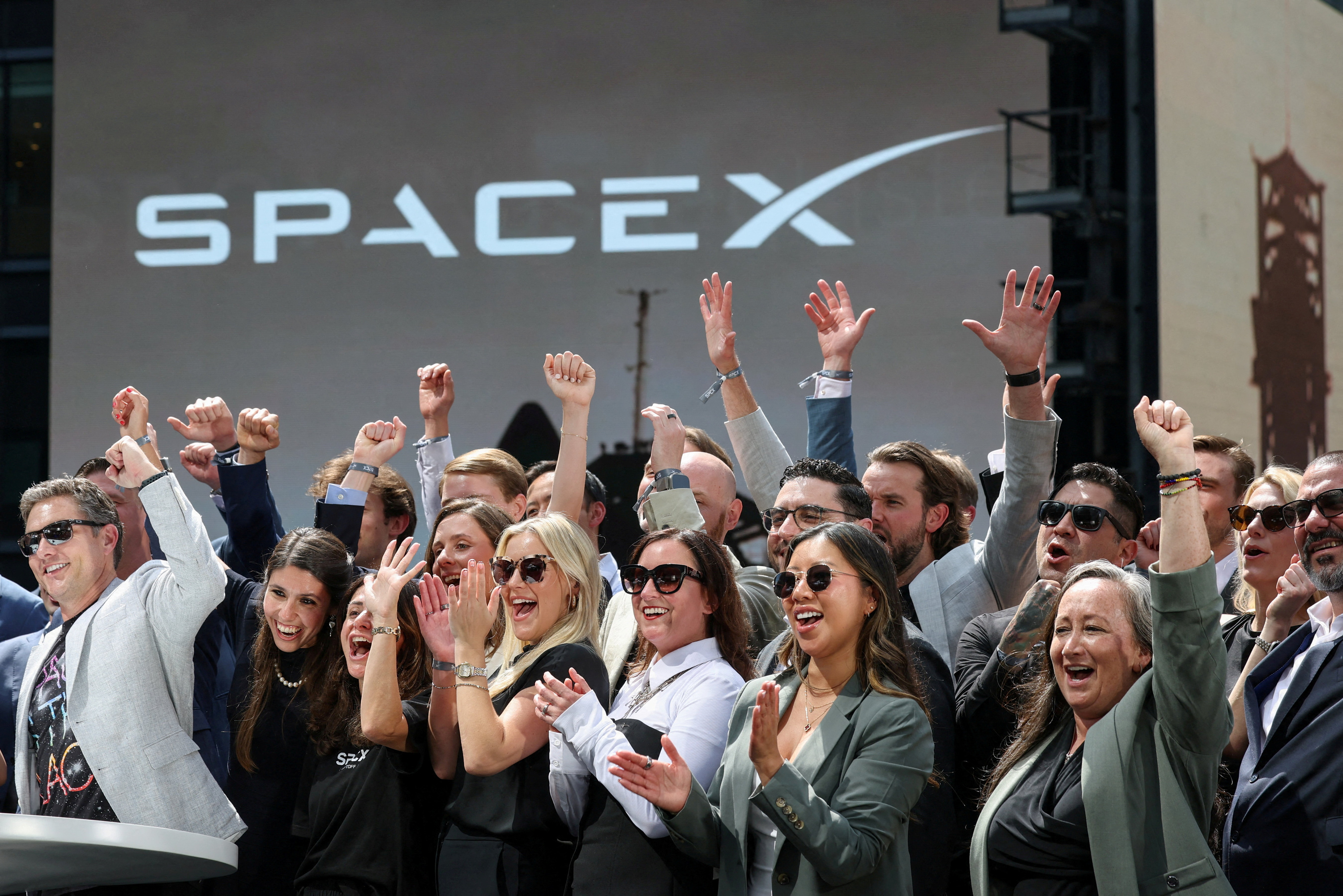 Après son lancement historique, SpaceX recule de 10% en Bourse ce jeudi
