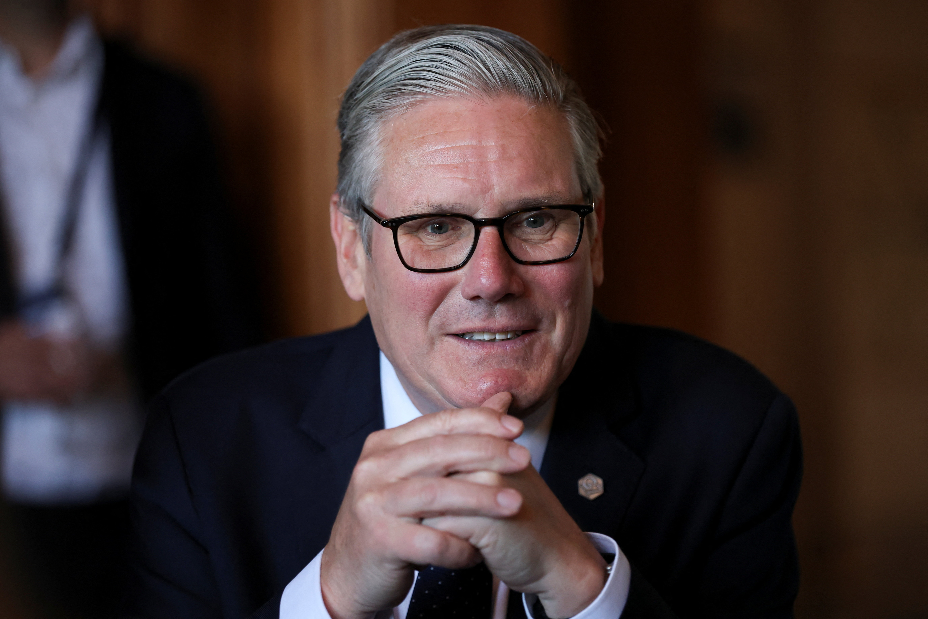 Royaume-Uni : Keir Starmer félicite son rival Andy Burnham, élu député