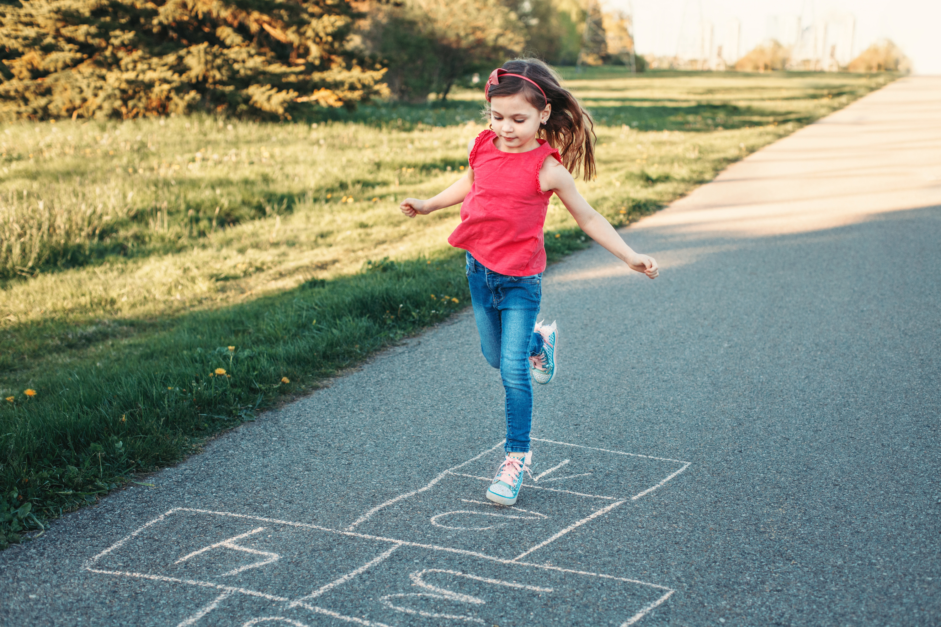 «No Kids» : la Commission nationale des droits de l’Homme demande l’interdiction des espaces sans enfants