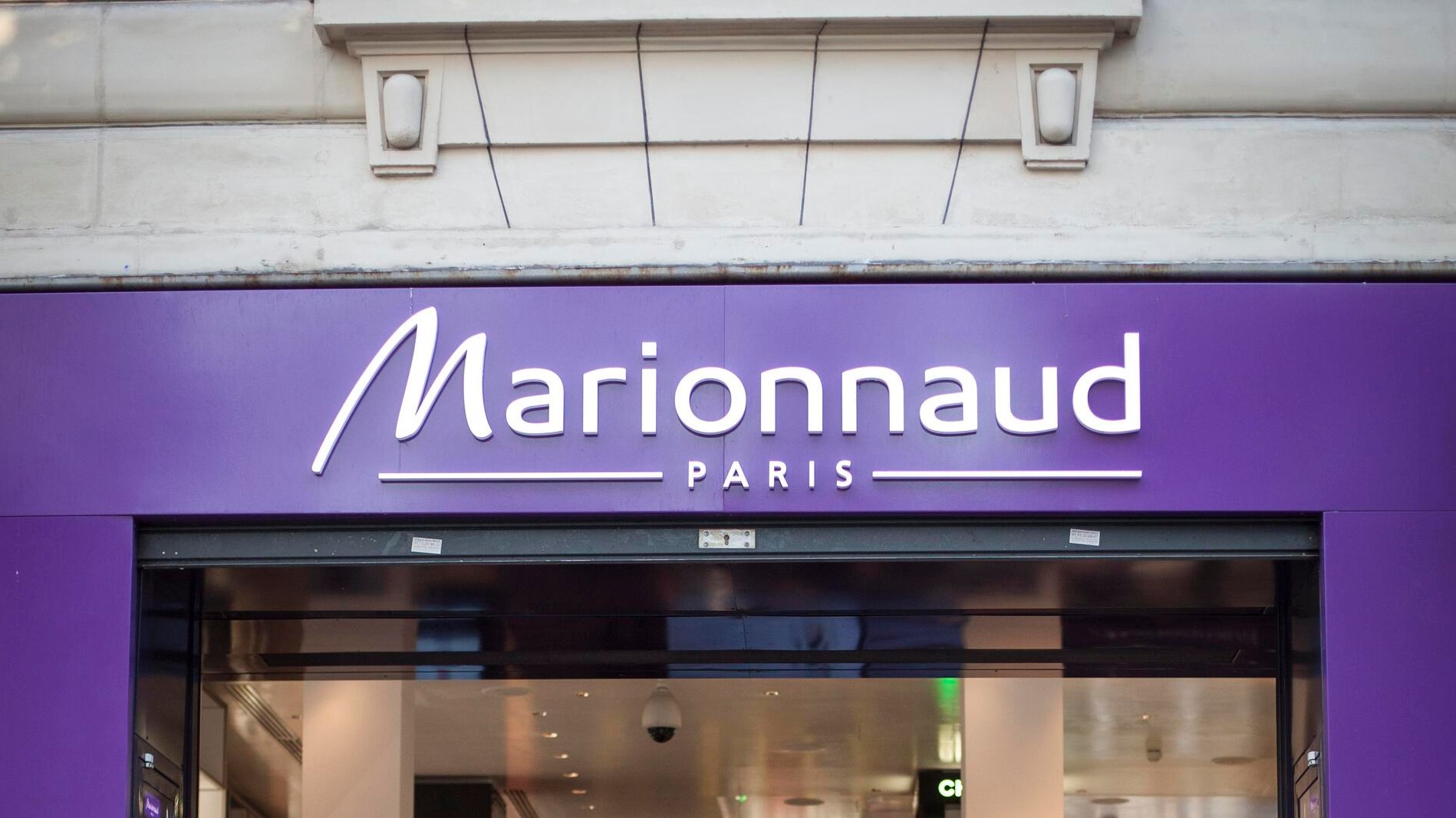 Possédées par un conglomérat hongkongais, les parfumeries Marionnaud pourraient être reprises par un groupe français