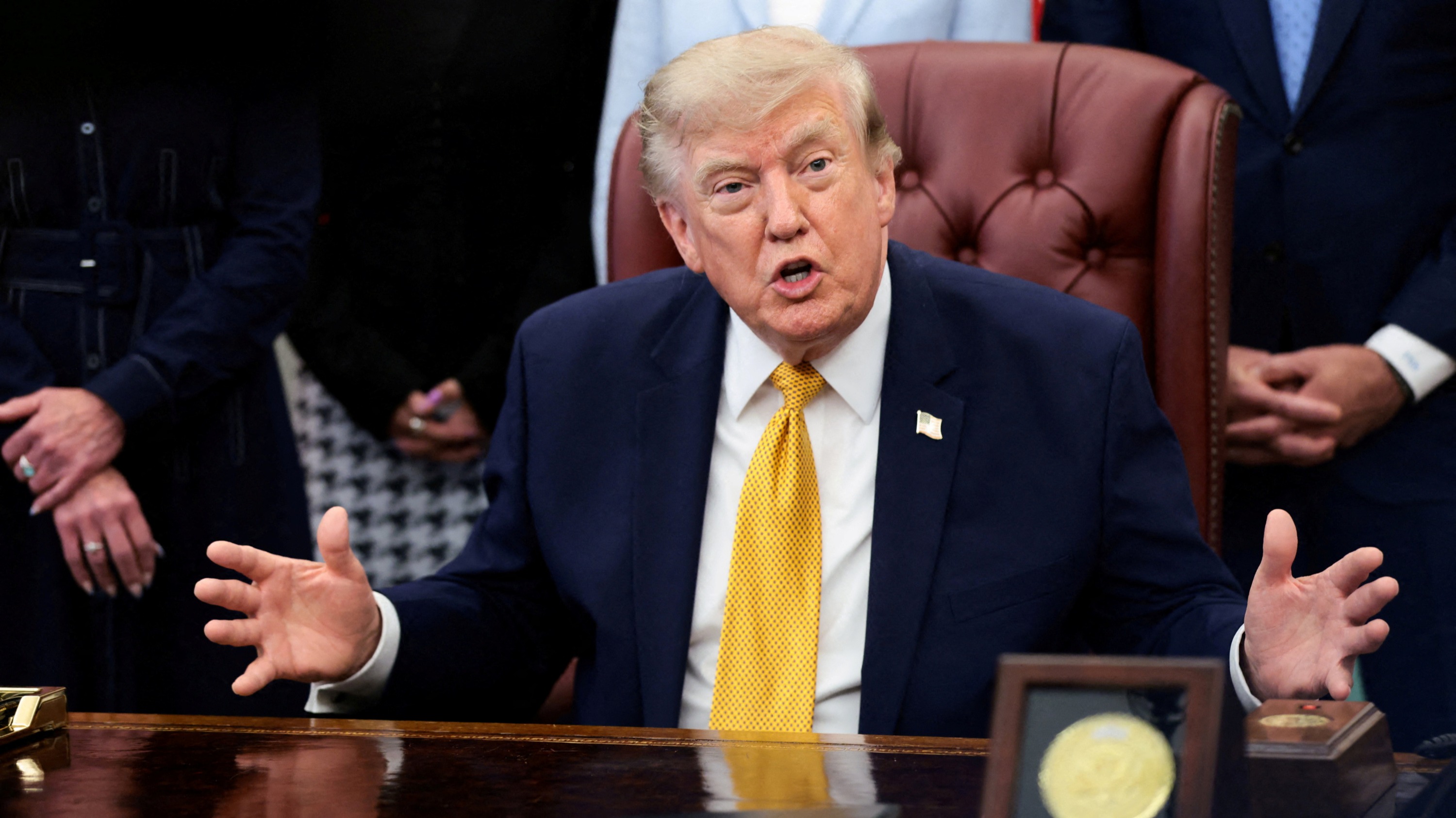 «Ils sont en train de faire trop d’argent» : Donald Trump s’attaque aux géants pétroliers américains