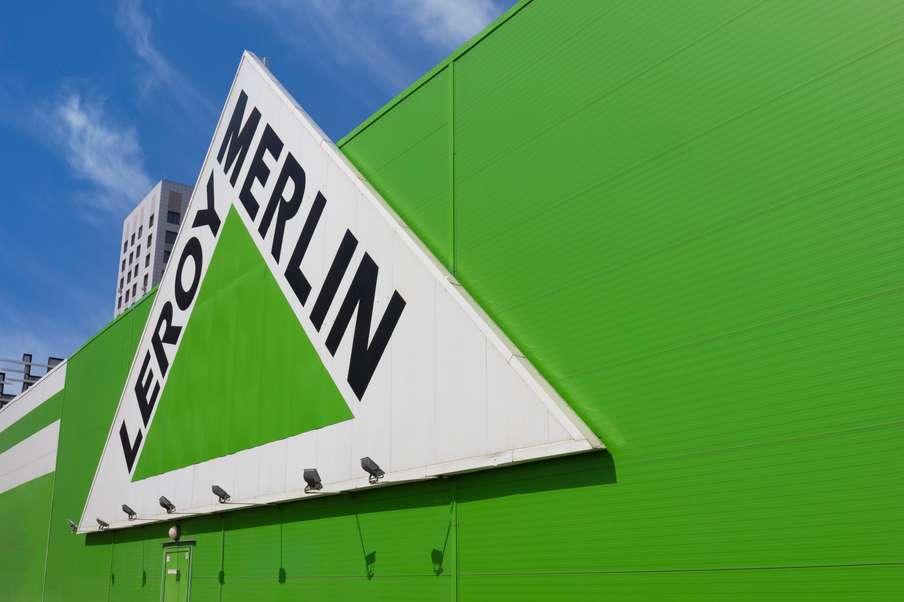 Licenciée après le vol de 550 euros dans sa caisse, une employée de Leroy Merlin obtient sa réintégration