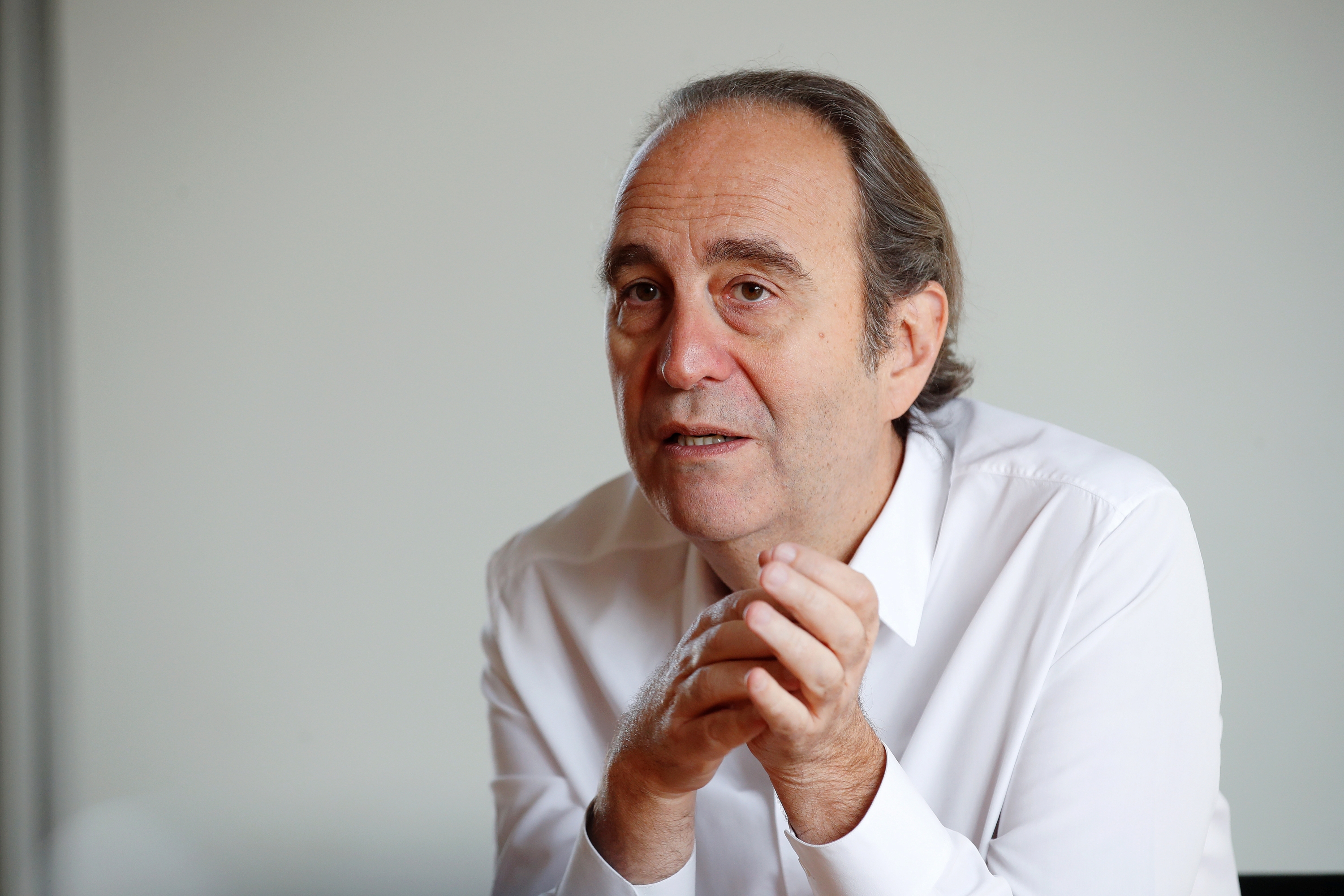 Xavier Niel favori pour racheter le magazine 60 millions de consommateurs