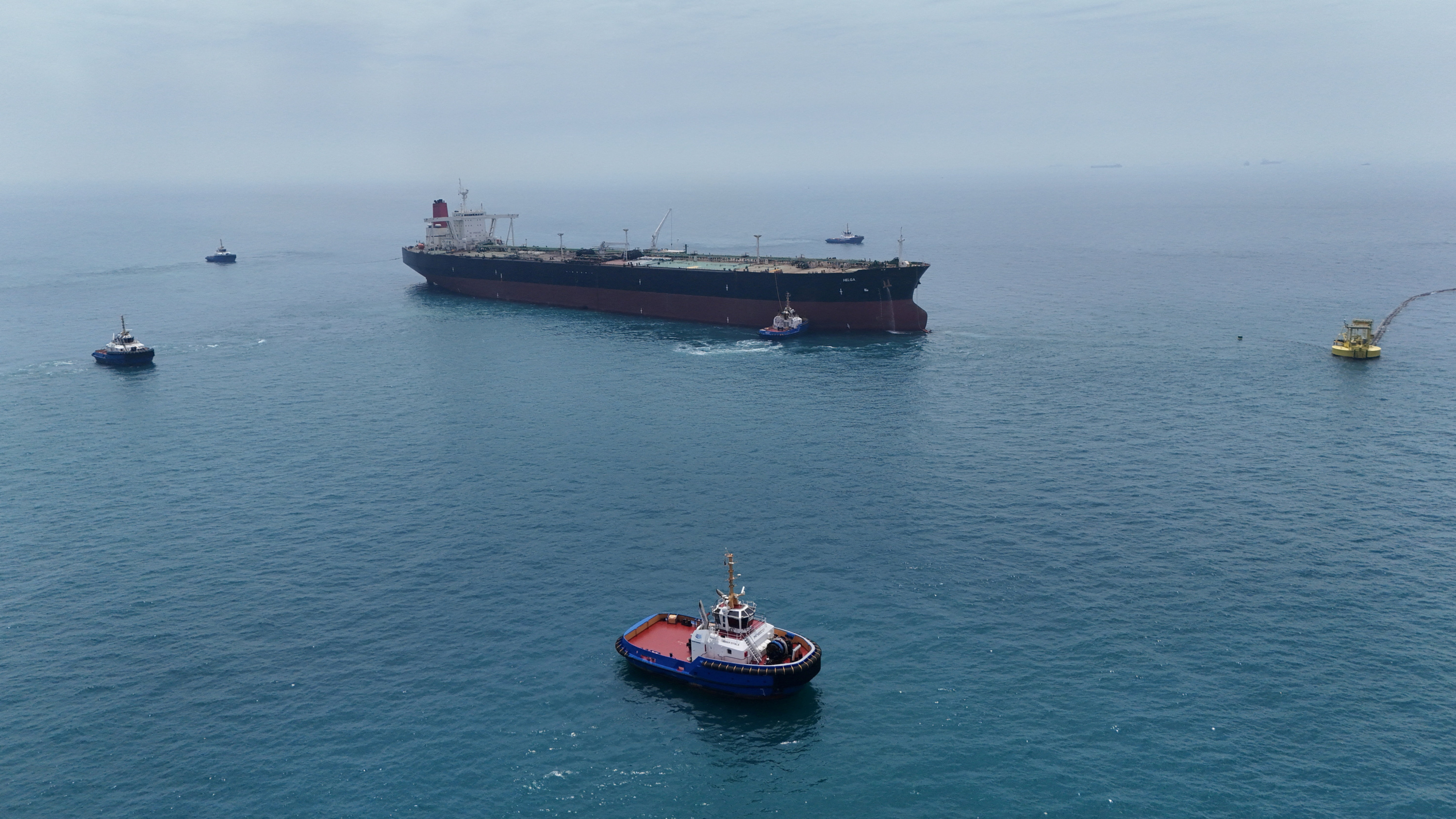 Le pétrole en petite hausse, les échanges de frappes au Moyen-Orient inquiètent