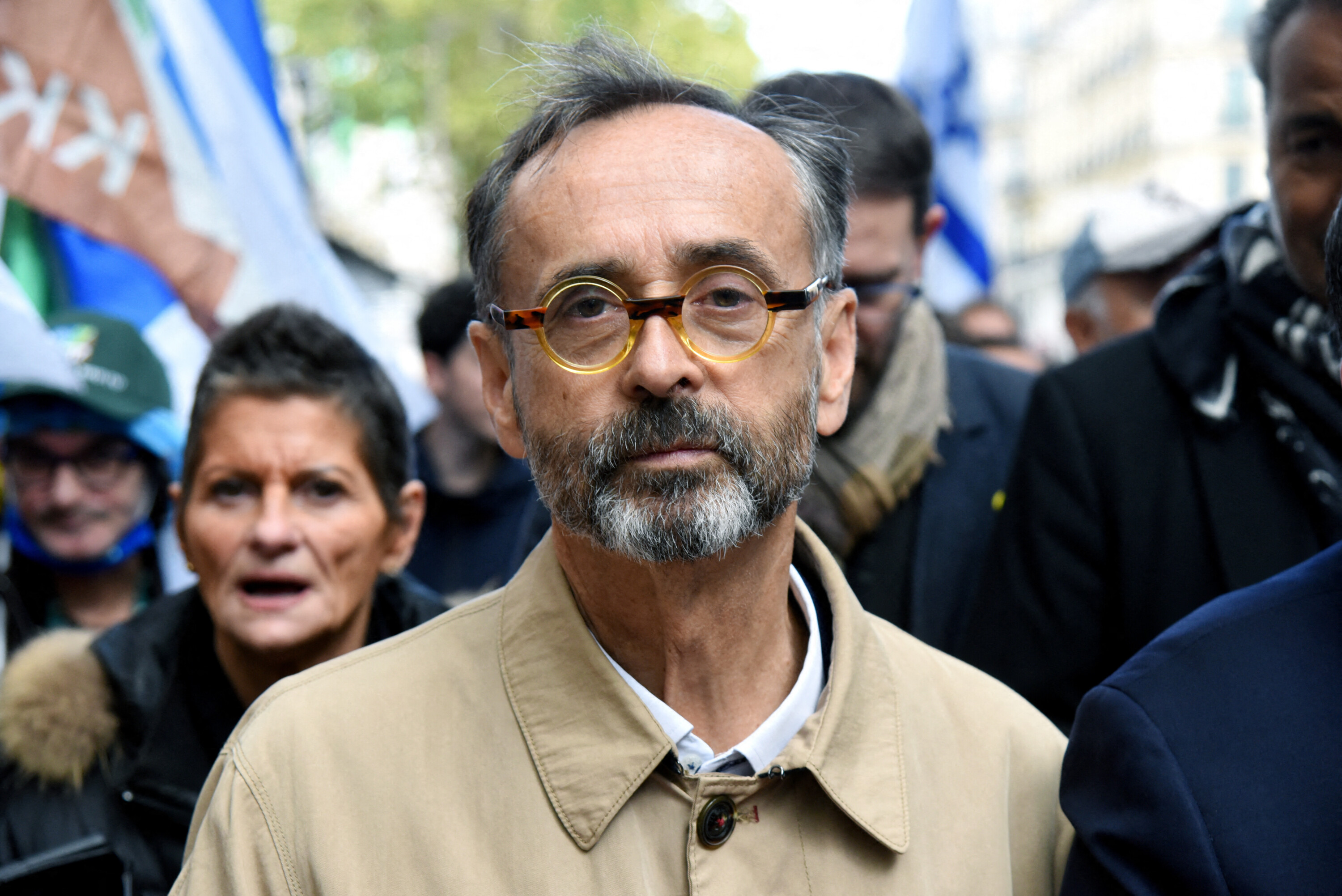 Refus de marier un OQTF : Ménard va demander à Macron «de venir témoigner» pour lui à son procès thumbnail