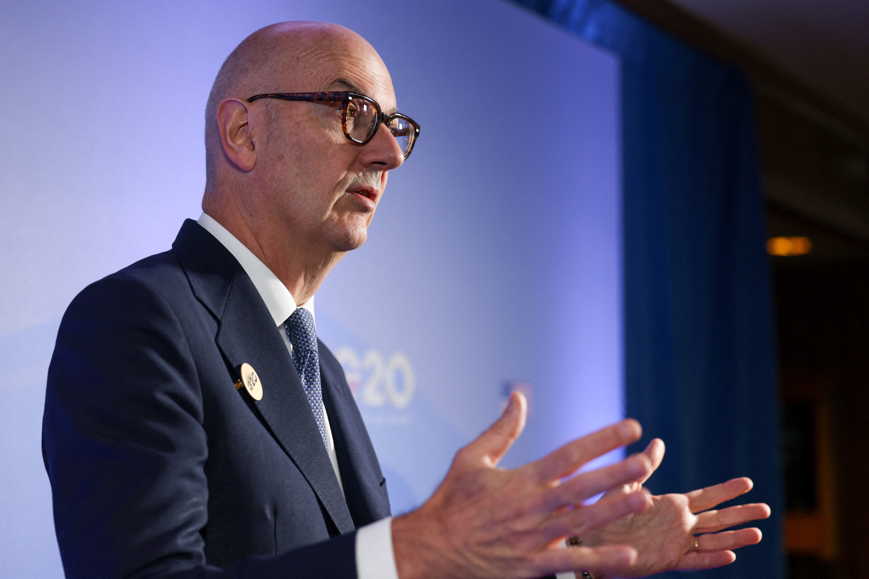 «Quiconque installe un centre de données doit convaincre» : la fronde américaine «pourrait aussi arriver en France», prévient Roland Lescure