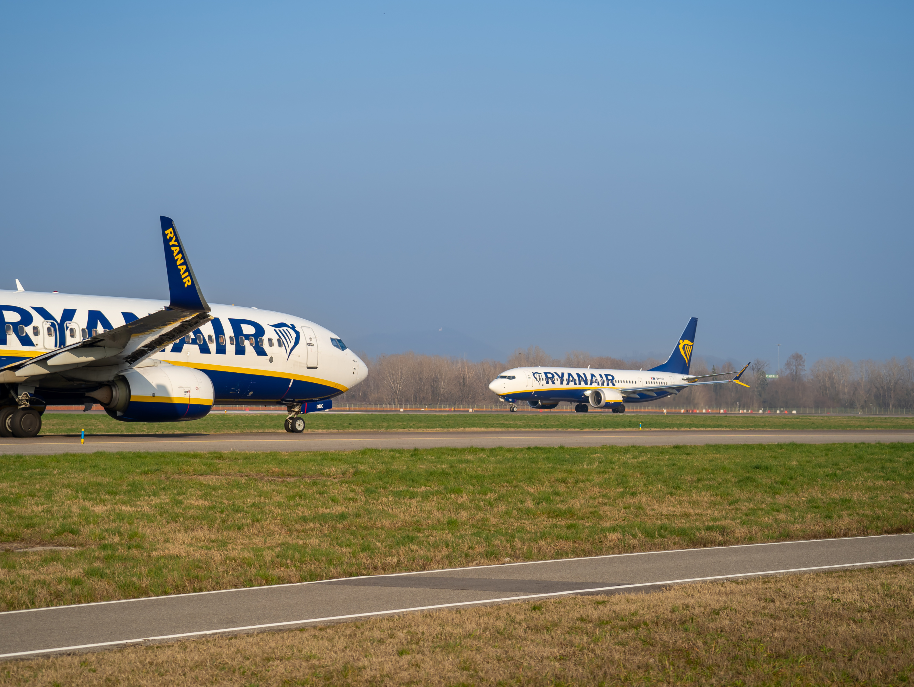 Accusé d’avoir glissé sa main sous les vêtements de sa voisine qui faisait un malaise dans un avion, un homme incarcéré à Nantes