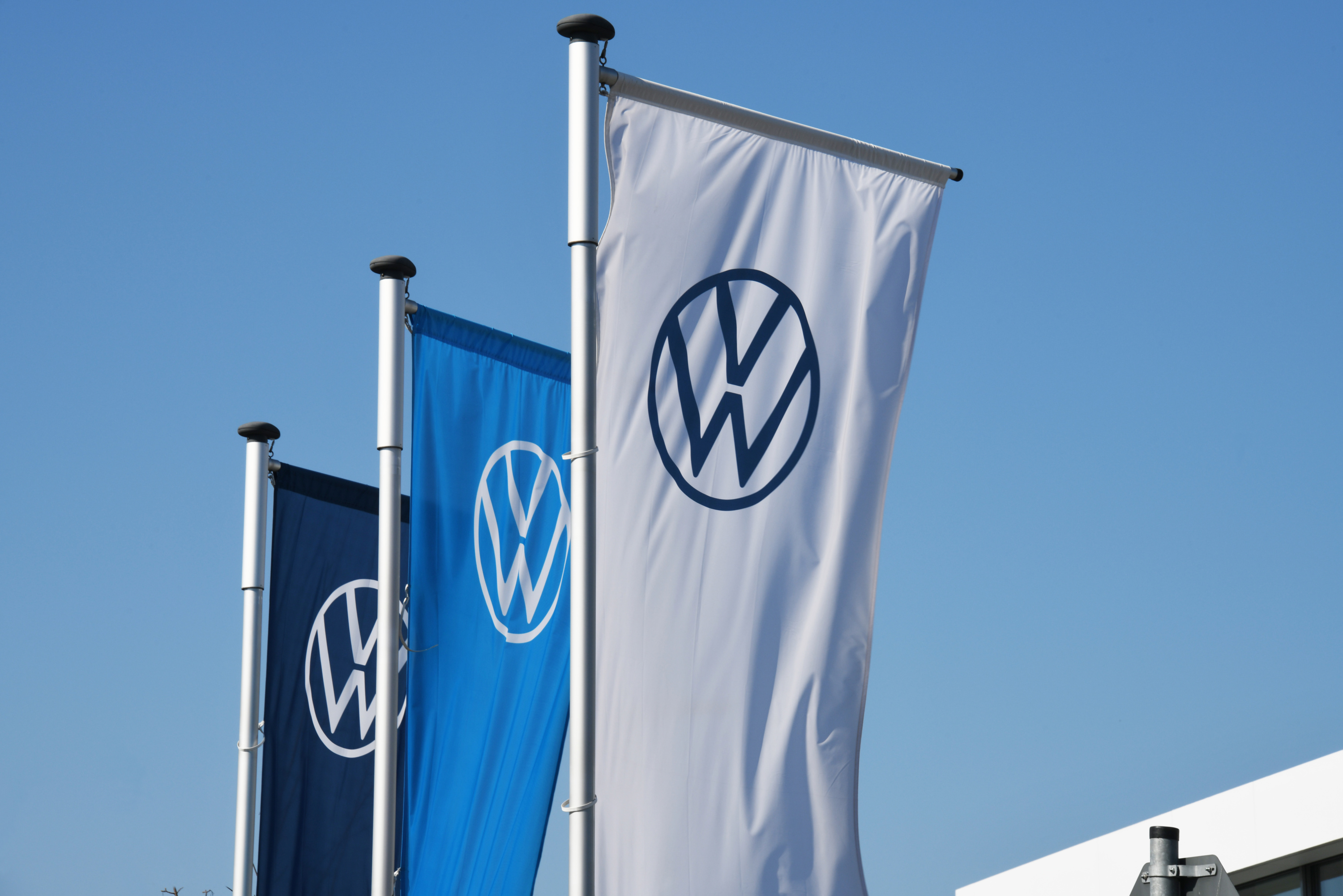 Automobile : Volkswagen veut reconvertir son usine allemande d’Osnabrück dans la défense aérienne Thumbnail