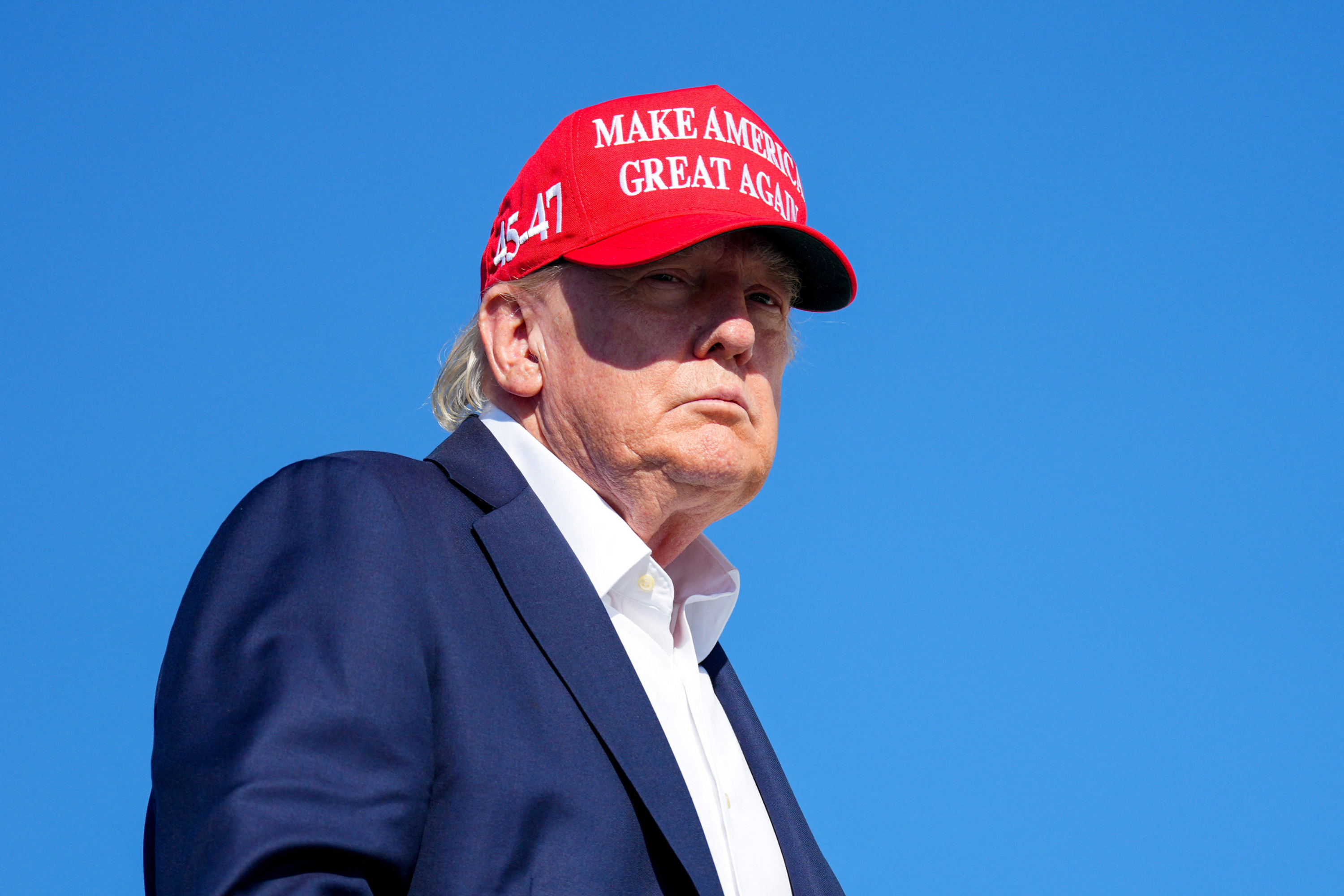 Donald Trump publie une carte des États-Unis englobant le Mexique, le Canada et... les Antilles françaises