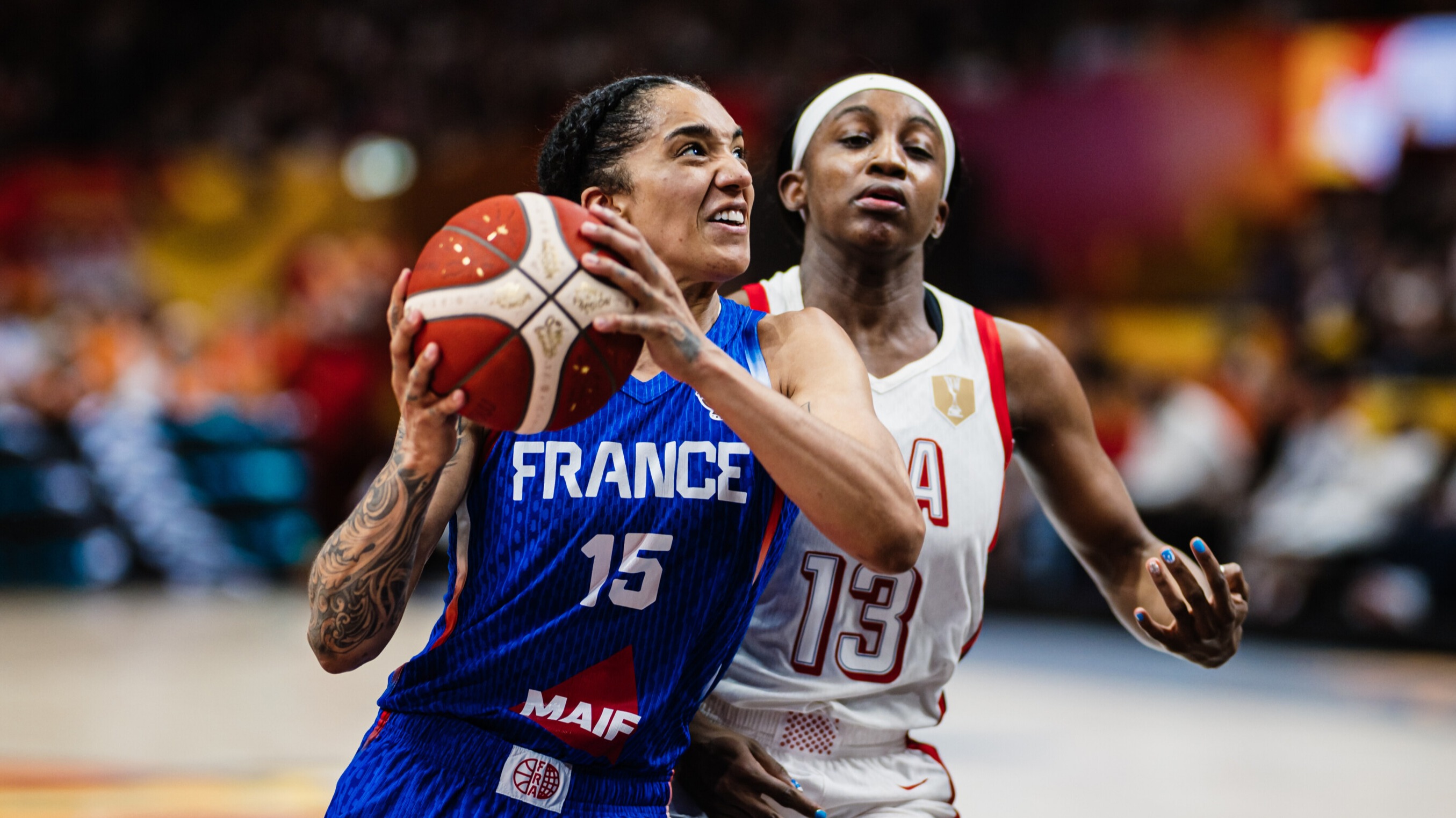 Basket : pas d’exploit pour les Bleues, largement battues en finale du Mondial par les Américaines, deux ans après les JO de Paris