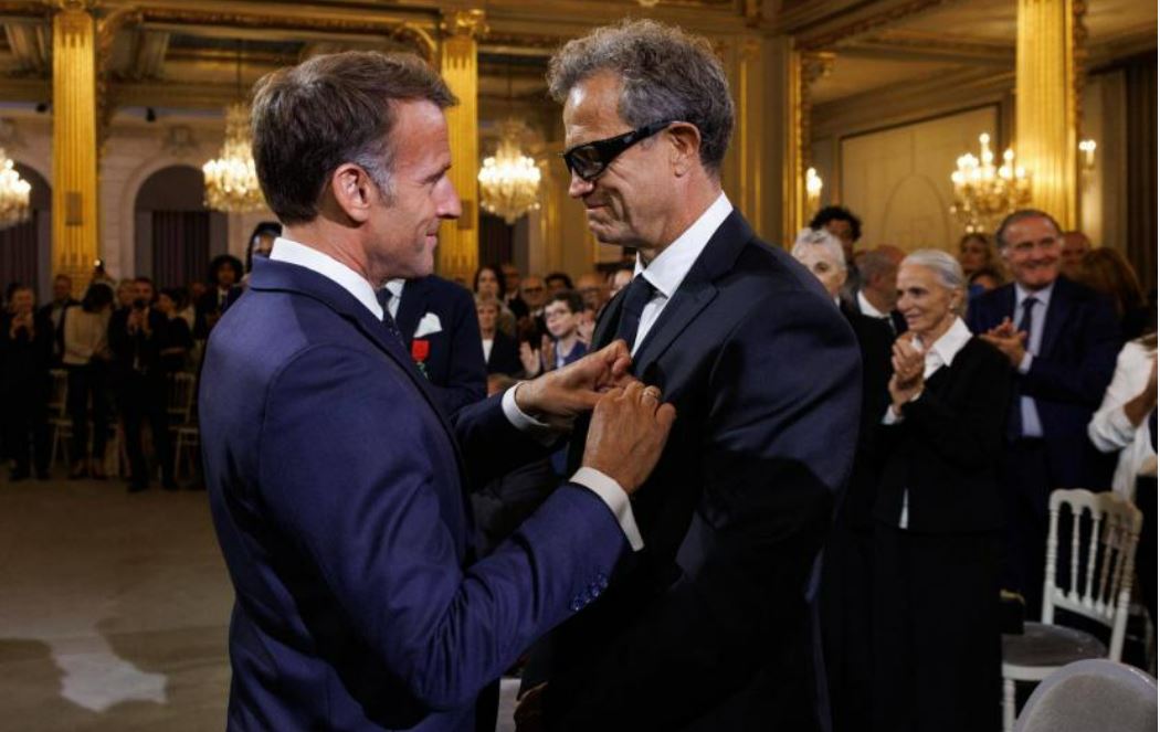 Rugby : Fabien Galthié décoré de la Légion d’honneur par Emmanuel Macron