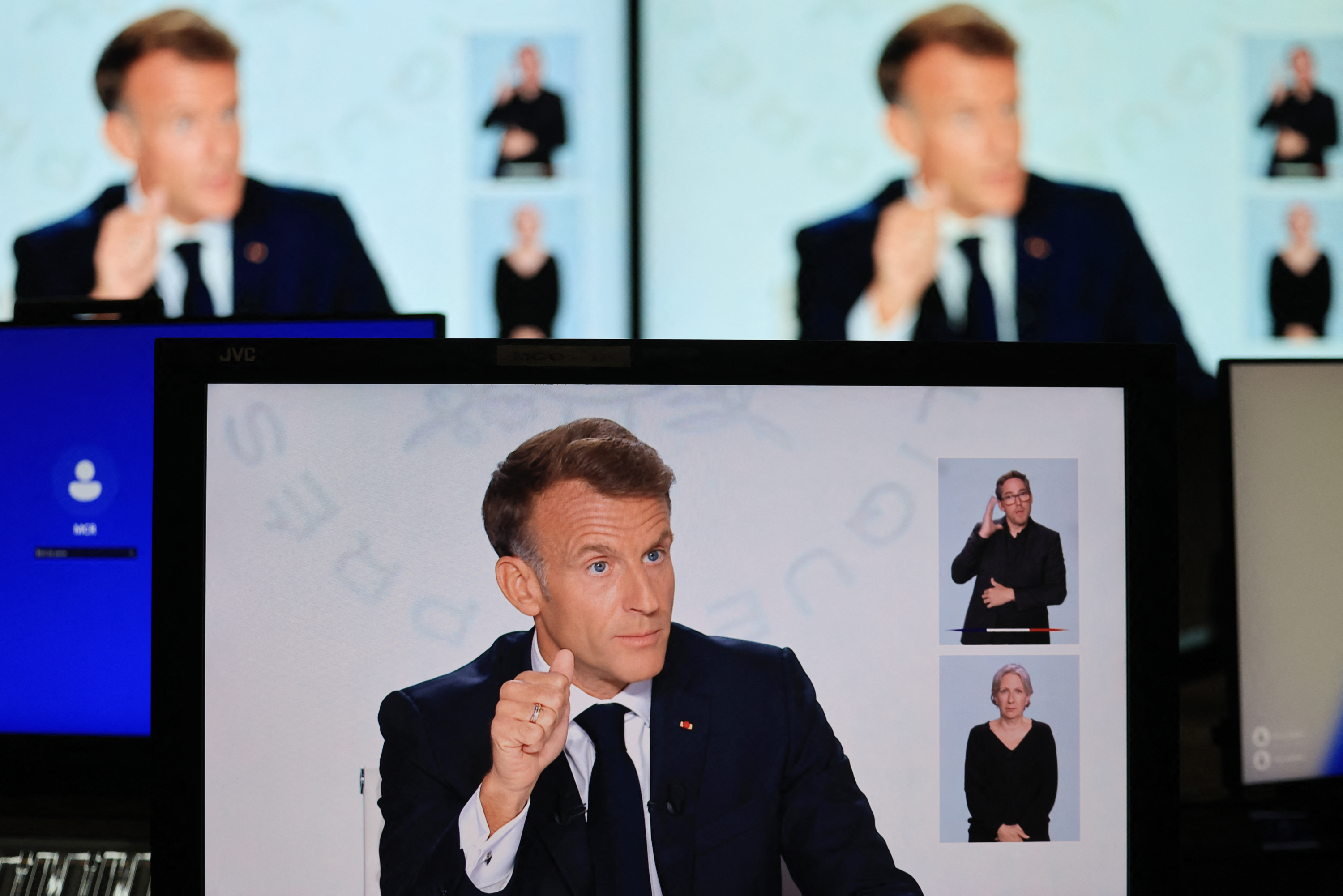 Emmanuel Macron dément l’existence d’une alerte de la CIA sur une possible attaque de drones russes visant le sud de la France