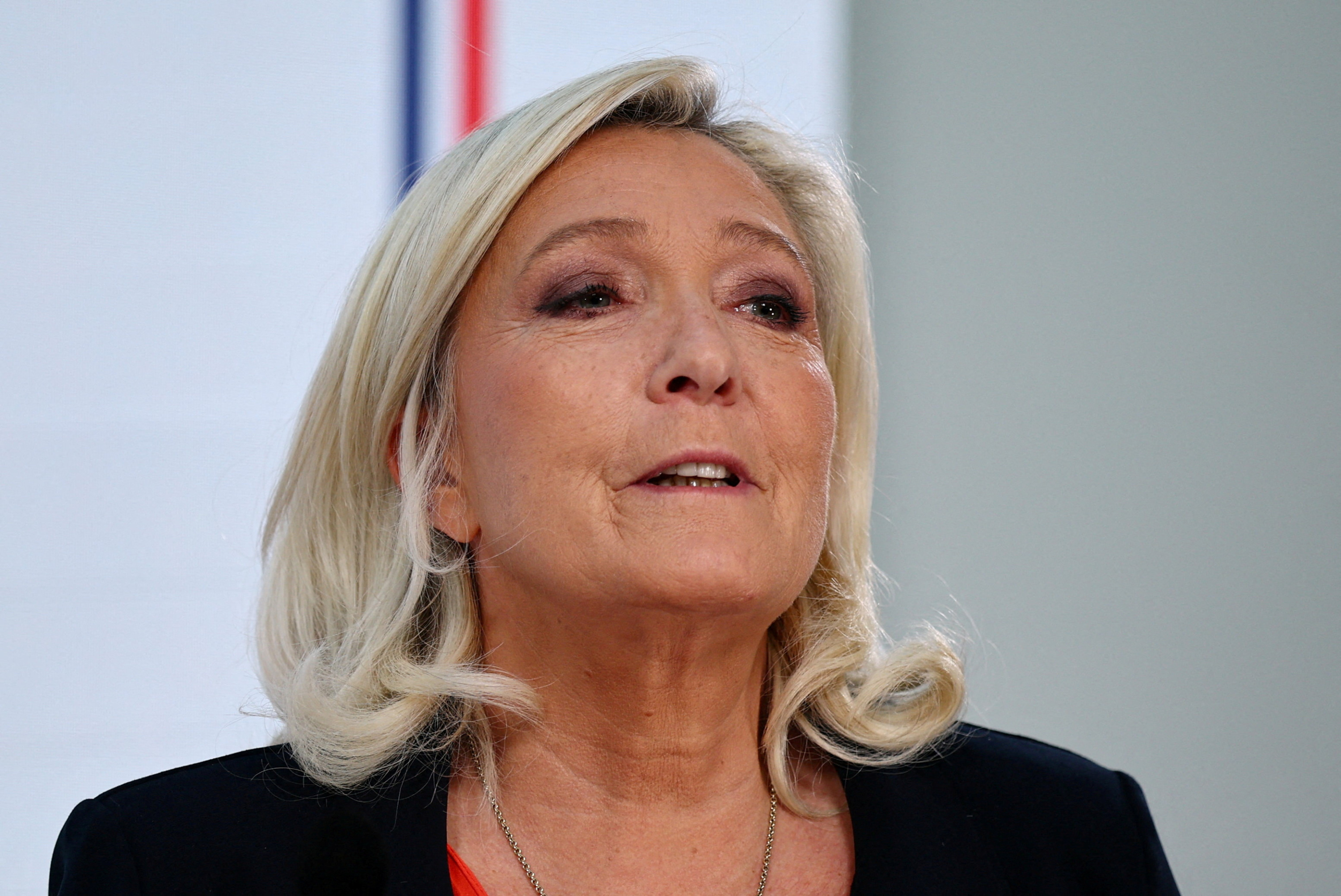 Présidentielle 2027 : faute d’emprunt bancaire, Marine Le Pen voudrait «autoriser les prêts de particuliers» pour les candidats à l’Elysée
