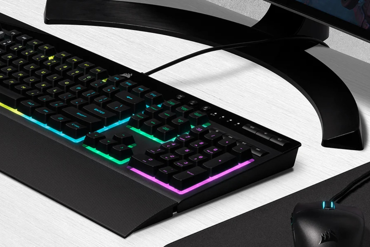 Les gameurs le recommandent les yeux fermés : ce clavier de jeu avec rétroéclairage RGB est à moins de 50 € sur Amazon