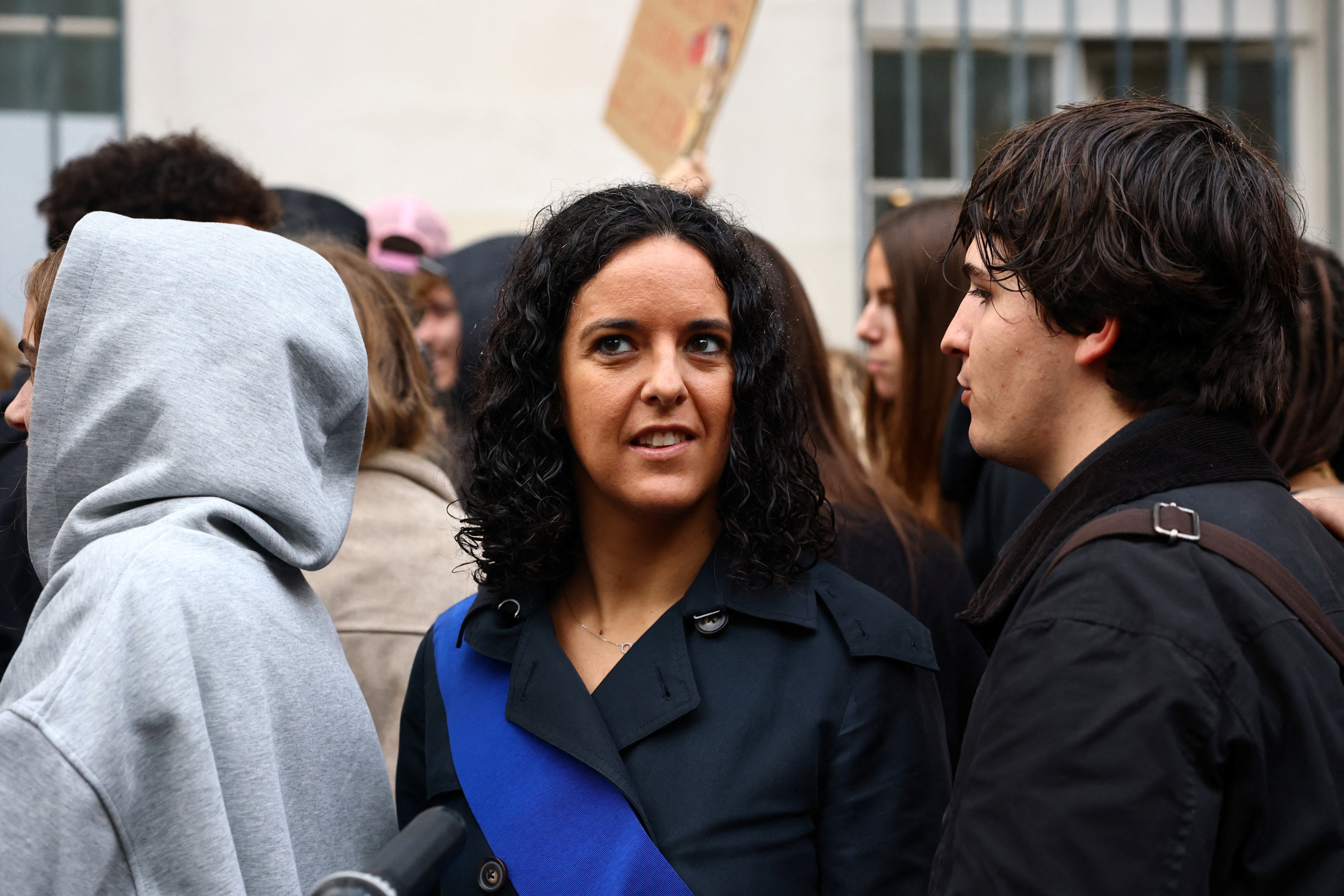 Violences du 17 octobre : Manon Aubry dénonce «la pente autoritaire» du gouvernement vignette