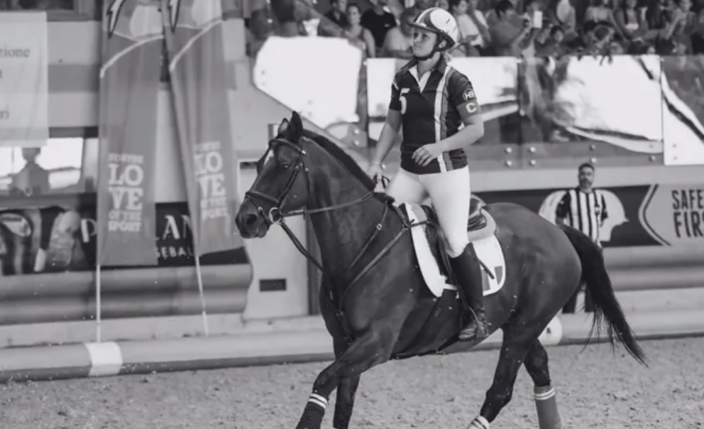 Équitation : Roxanne Dubois, cavalière française multiple championne d’Europe et du monde, est morte suite aux intempéries du Sud-Est
