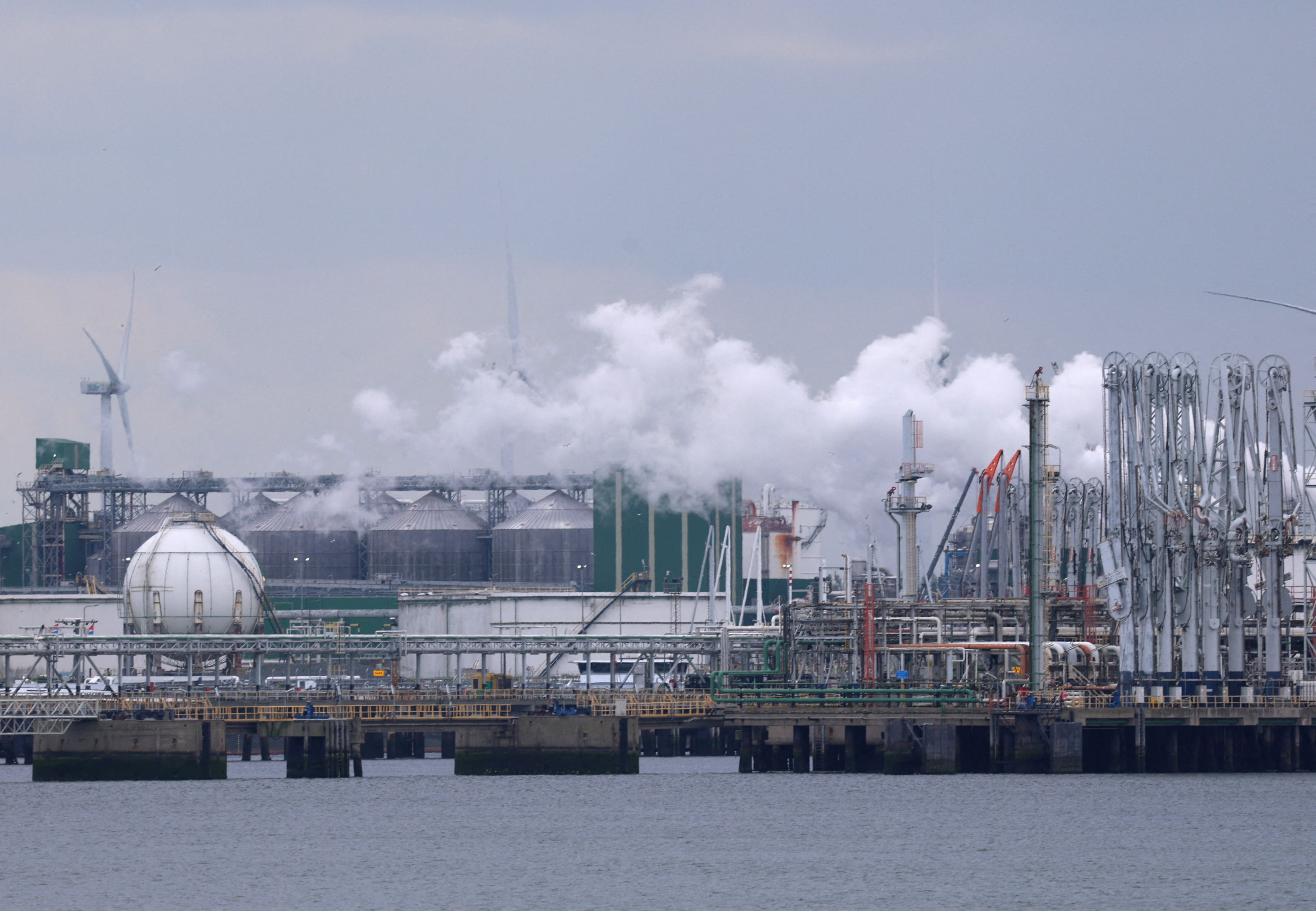 Le gaz européen atteint les 100 euros le mégawattheure, une première depuis 2022
