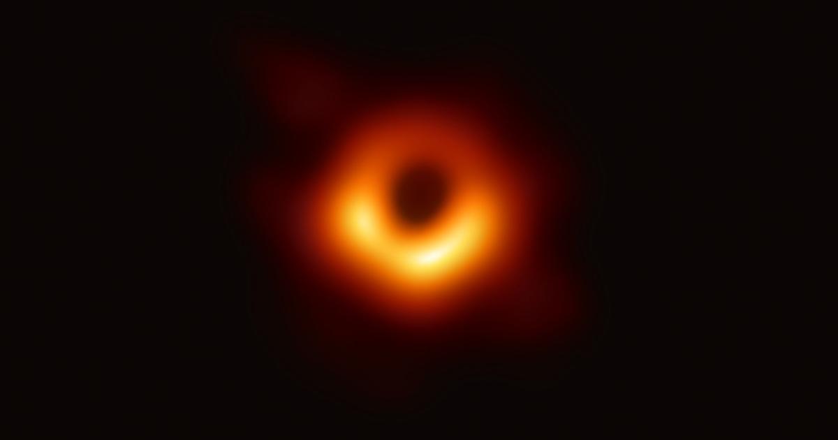 Première image d’un trou noir: tout comprendre sur cet événement historique