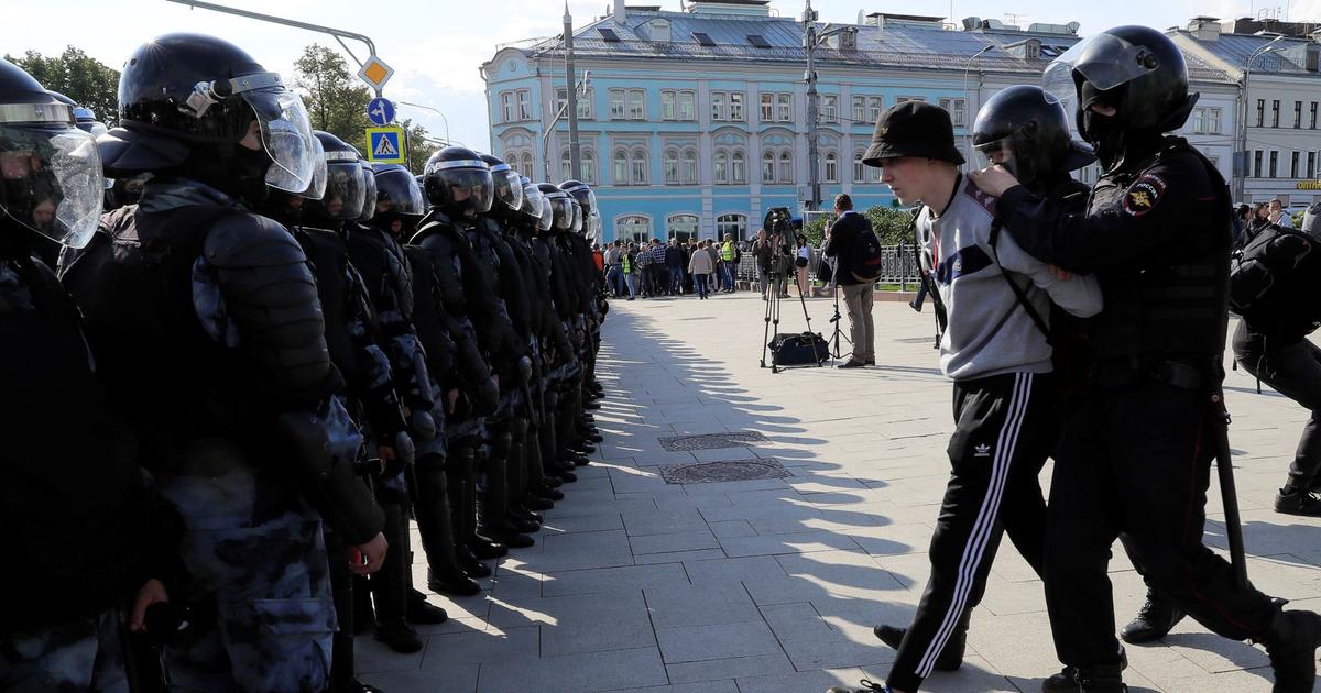 À Moscou, L’opposition écrasée Par Les Autorités