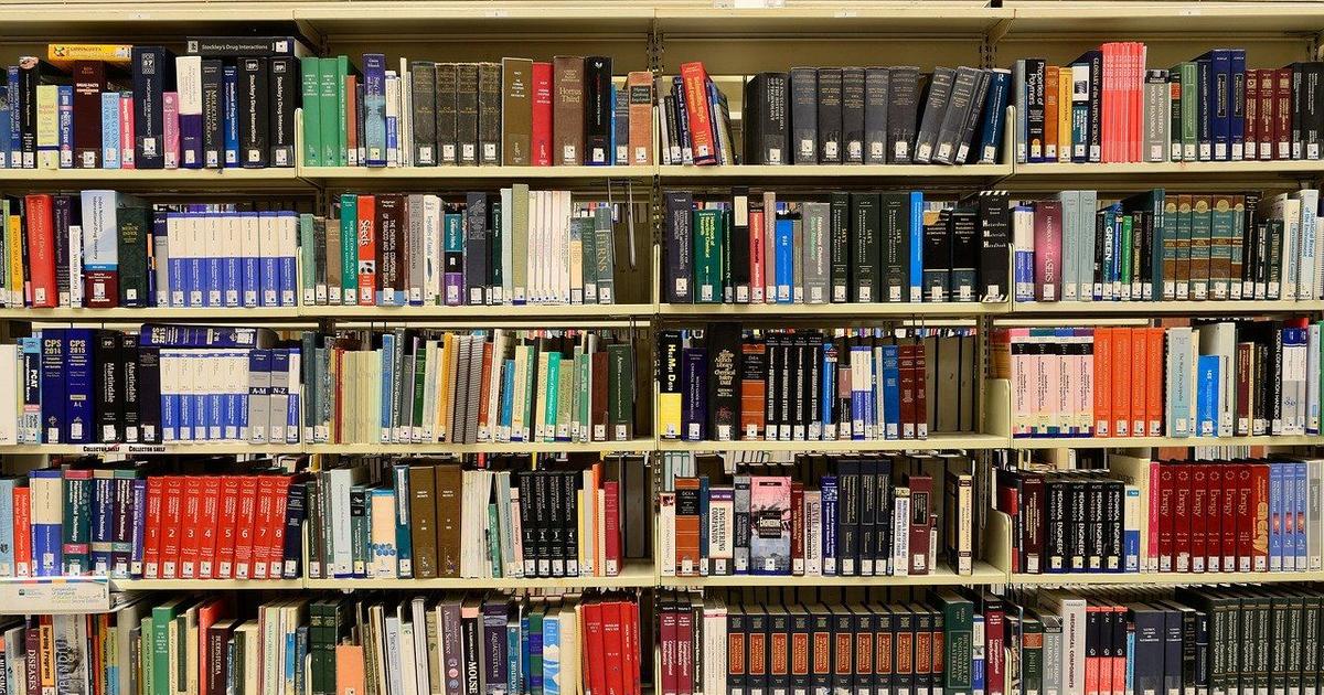 Barbara lefebvre: «et maintenant, la mise en quarantaine des livres de bibliothèque... »