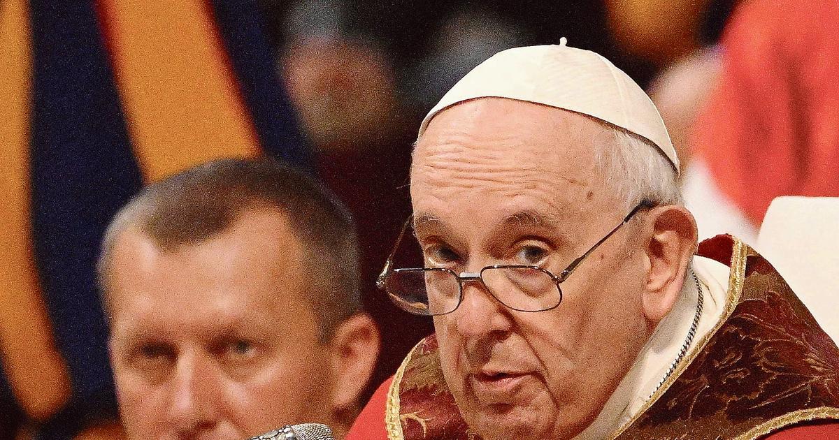 Papst Franziskus verbietet lateinische Messe