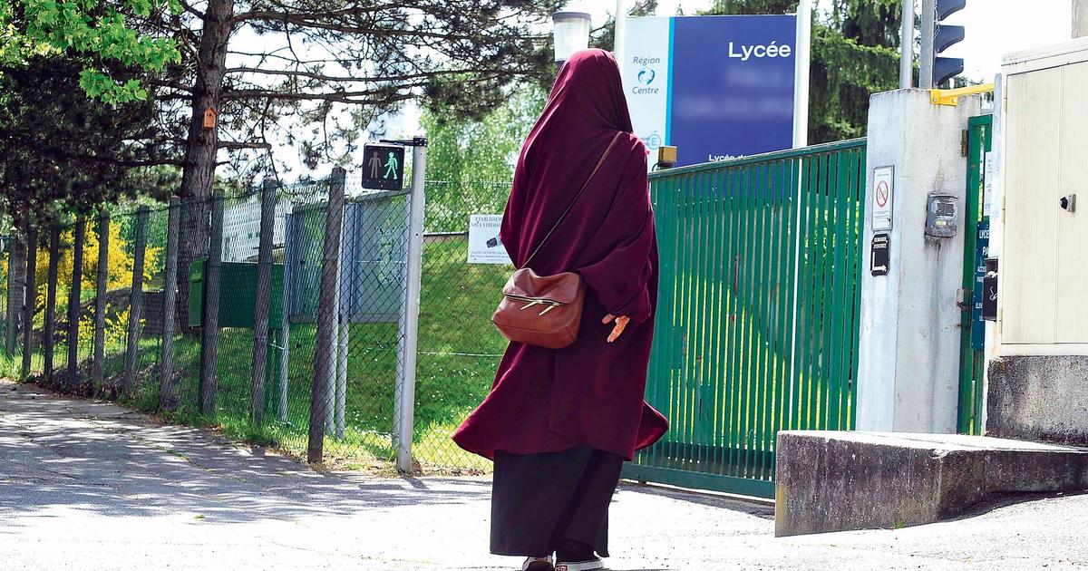 L’école désemparée face aux vêtements islamiques