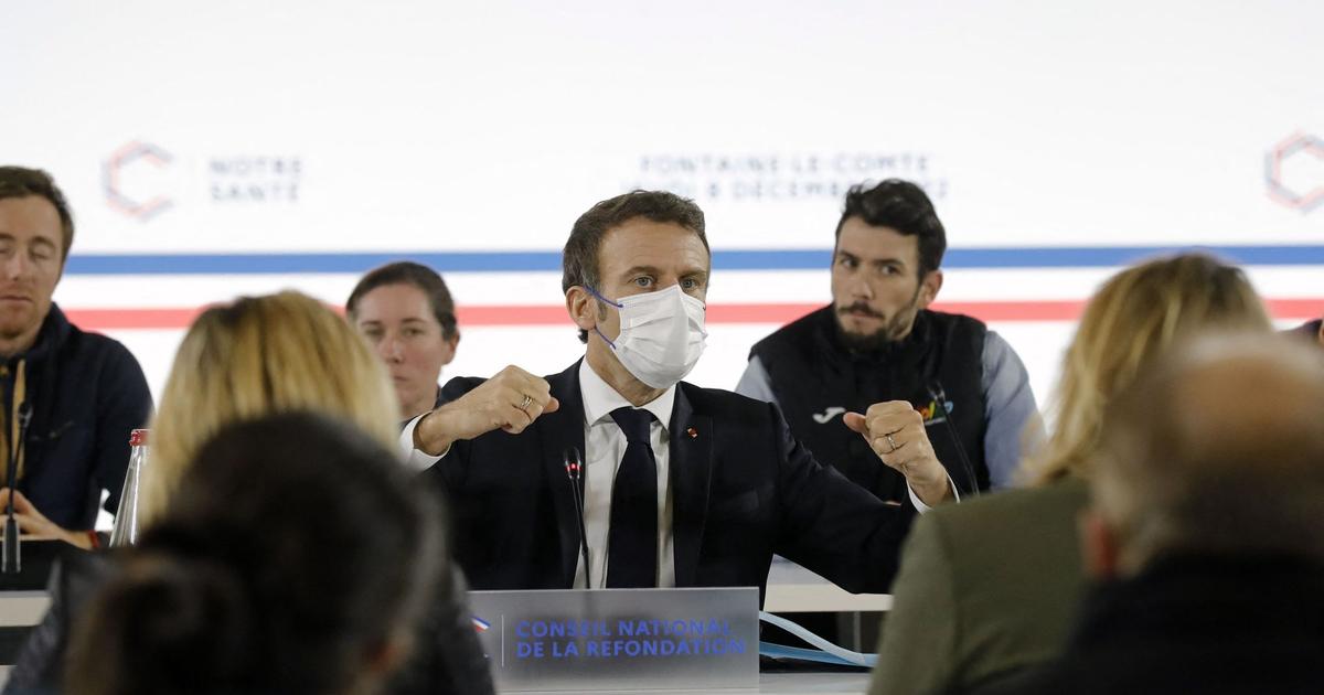A Fontaine-le-Comte, Emmanuel Macron tasta il polso della salute dei giovani