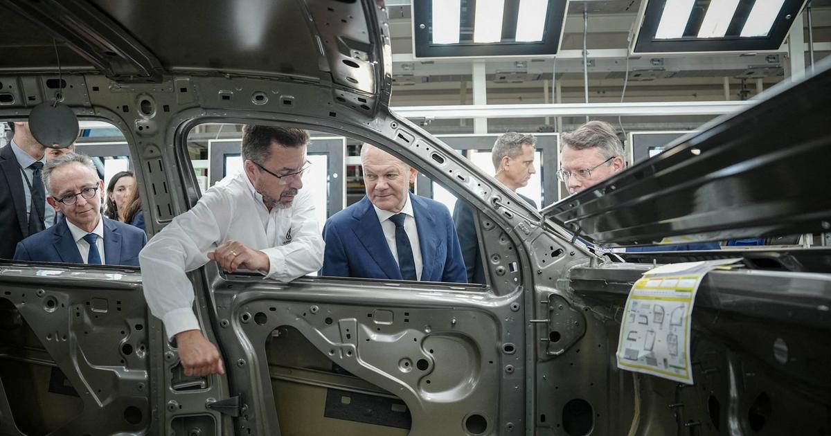 In Deutschland zerreißen sich die Partner von Olaf Scholz wegen eines Elektroautos