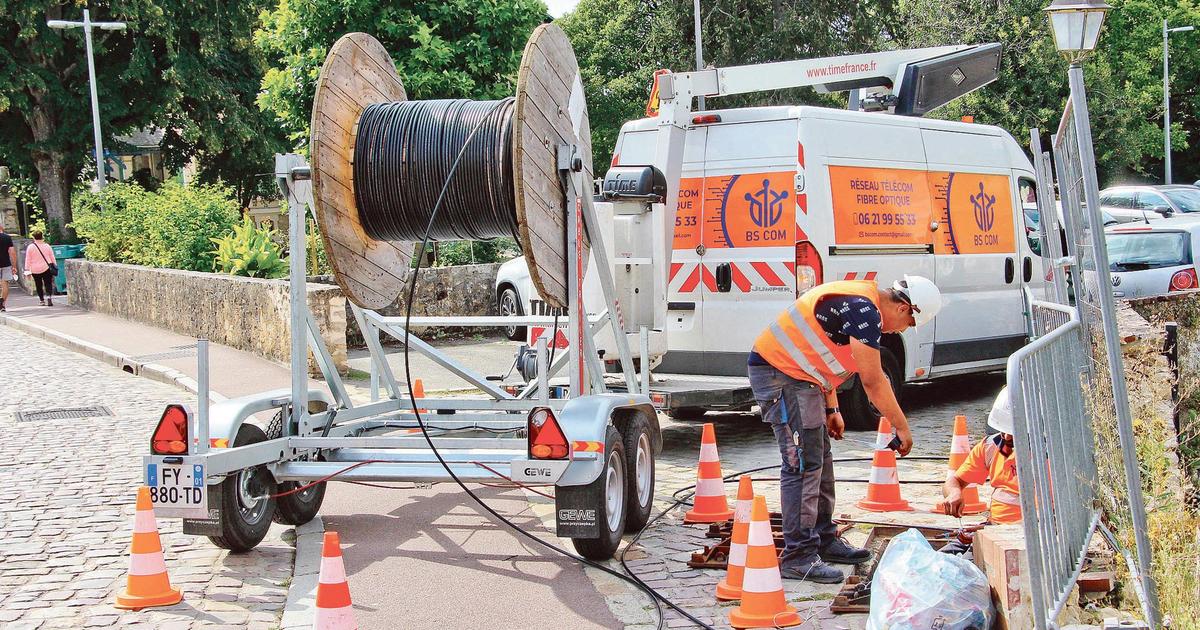 The puzzle of the end of the fiber optic project