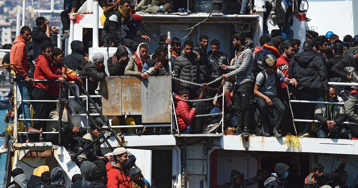 Faced with migratory pressure, Italy declared a state of emergency
