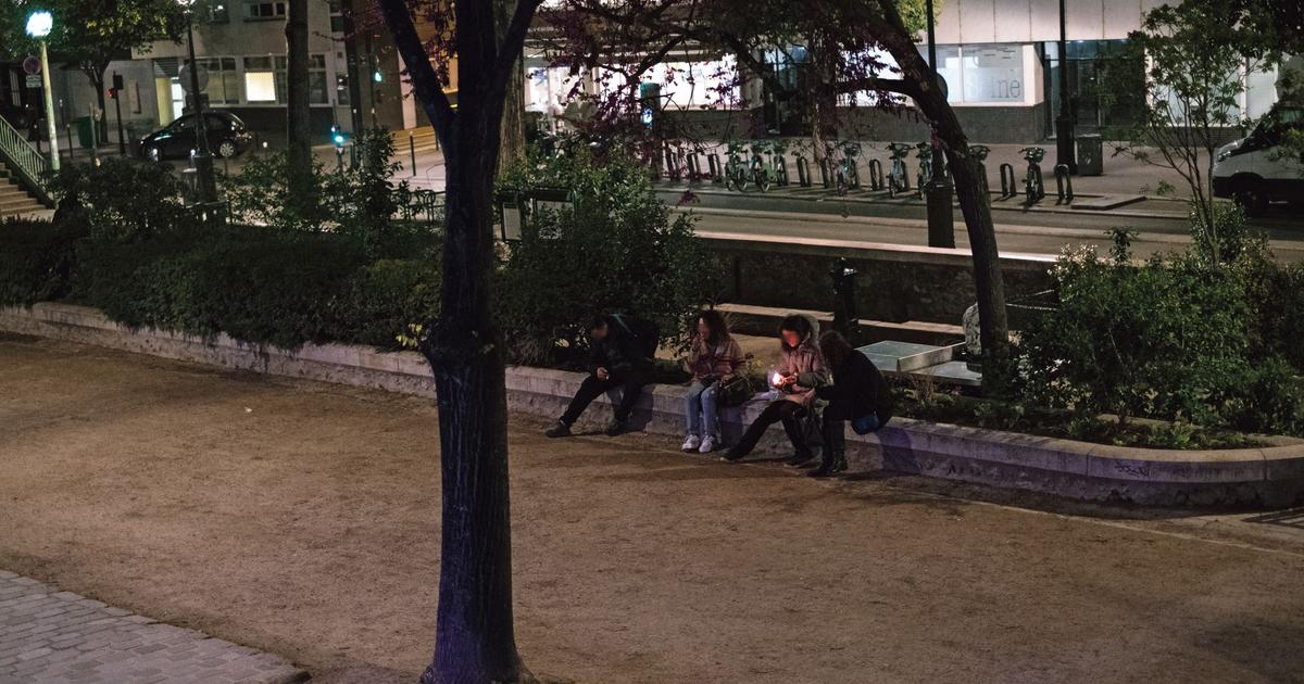 Ces «crackeux» qui errent à Paris Ces «crackeux» qui errent à Paris