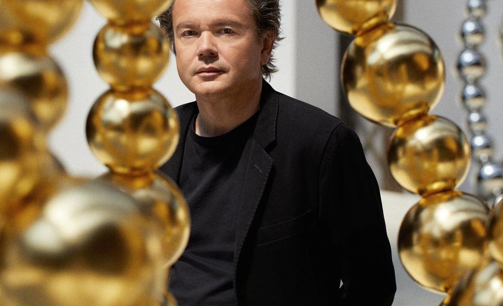 Jean-Michel Othoniel: le sculpteur qui fait briller le bronze et l’or pour Dior