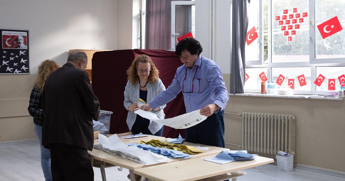 Erdogan's party suffered a heavy decline in municipal elections