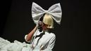 «La vie est dure»: Sia annonce être atteinte d’une maladie génétique rare